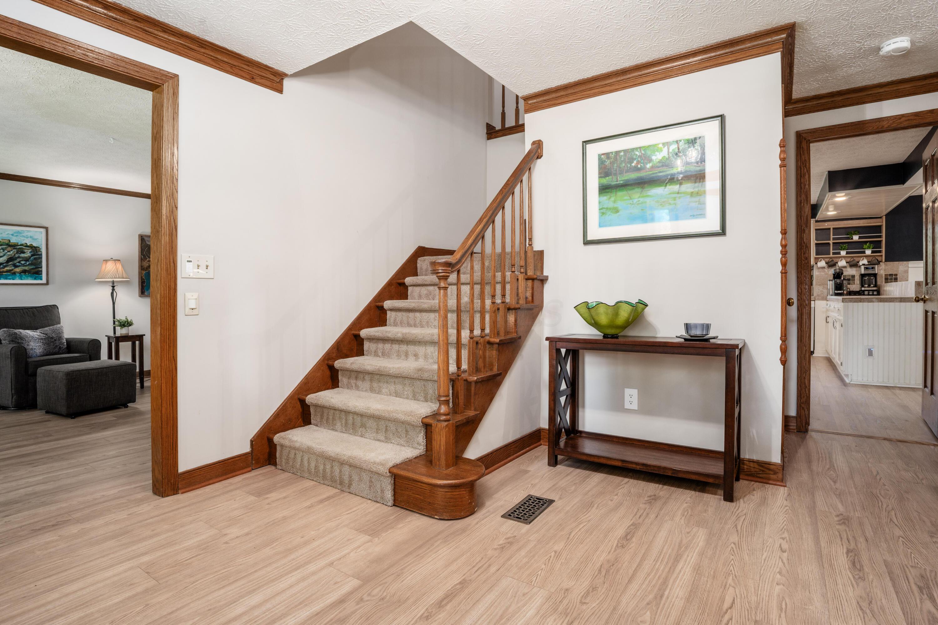 366 Bailey Place Property Photo 6