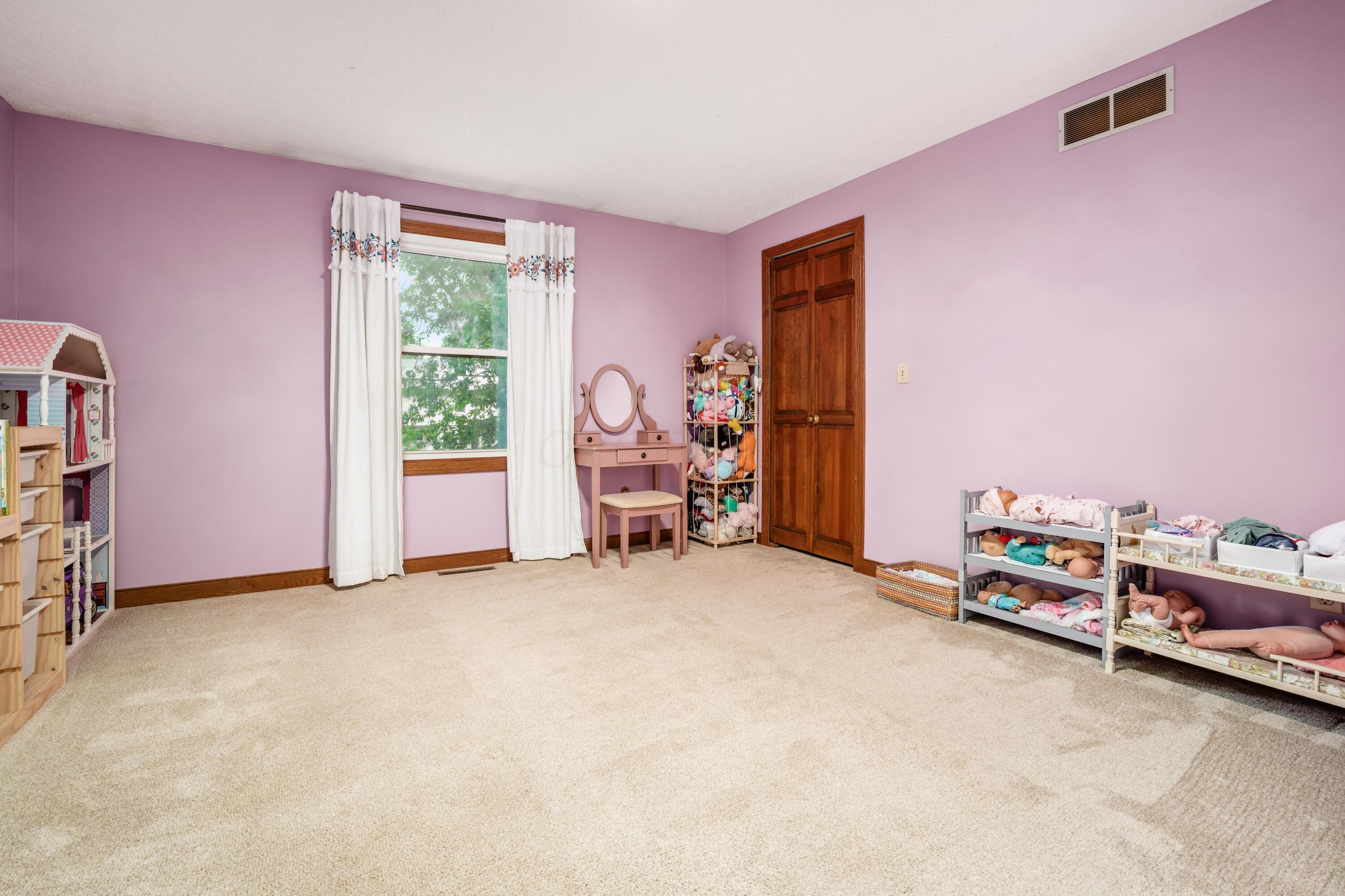 366 Bailey Place Property Photo 38