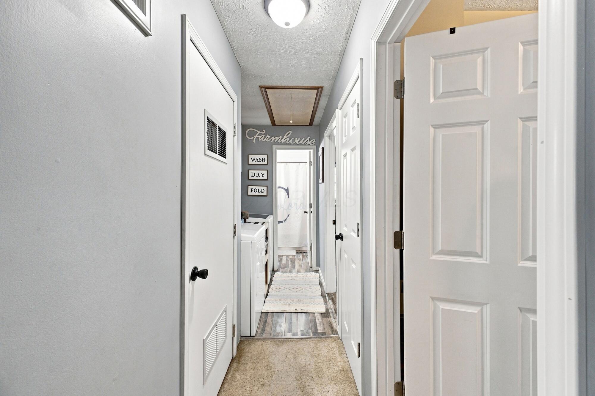 796 Central Drive Property Photo 14