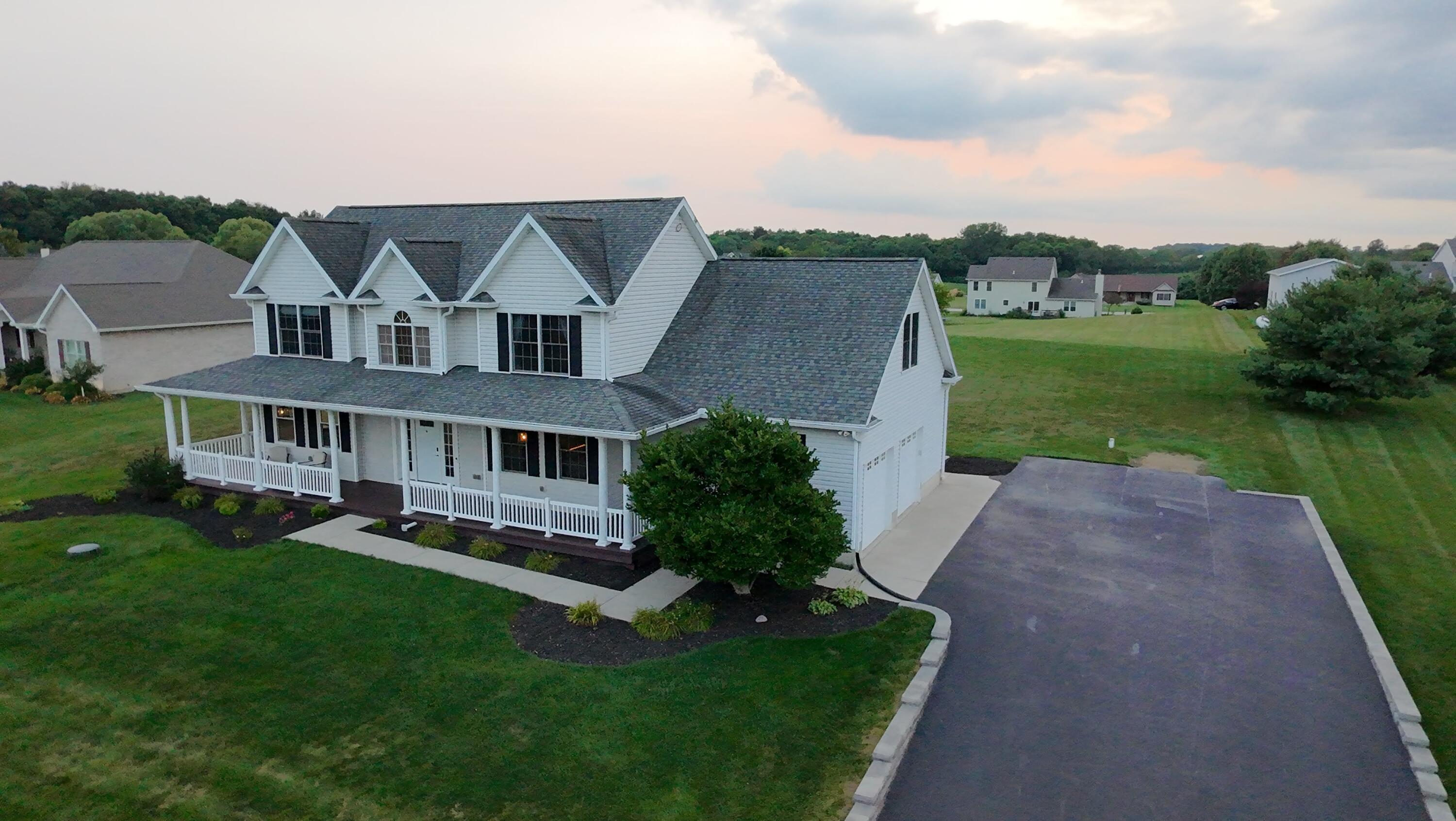 3223 Windy Ridge Drive Property Photo 4