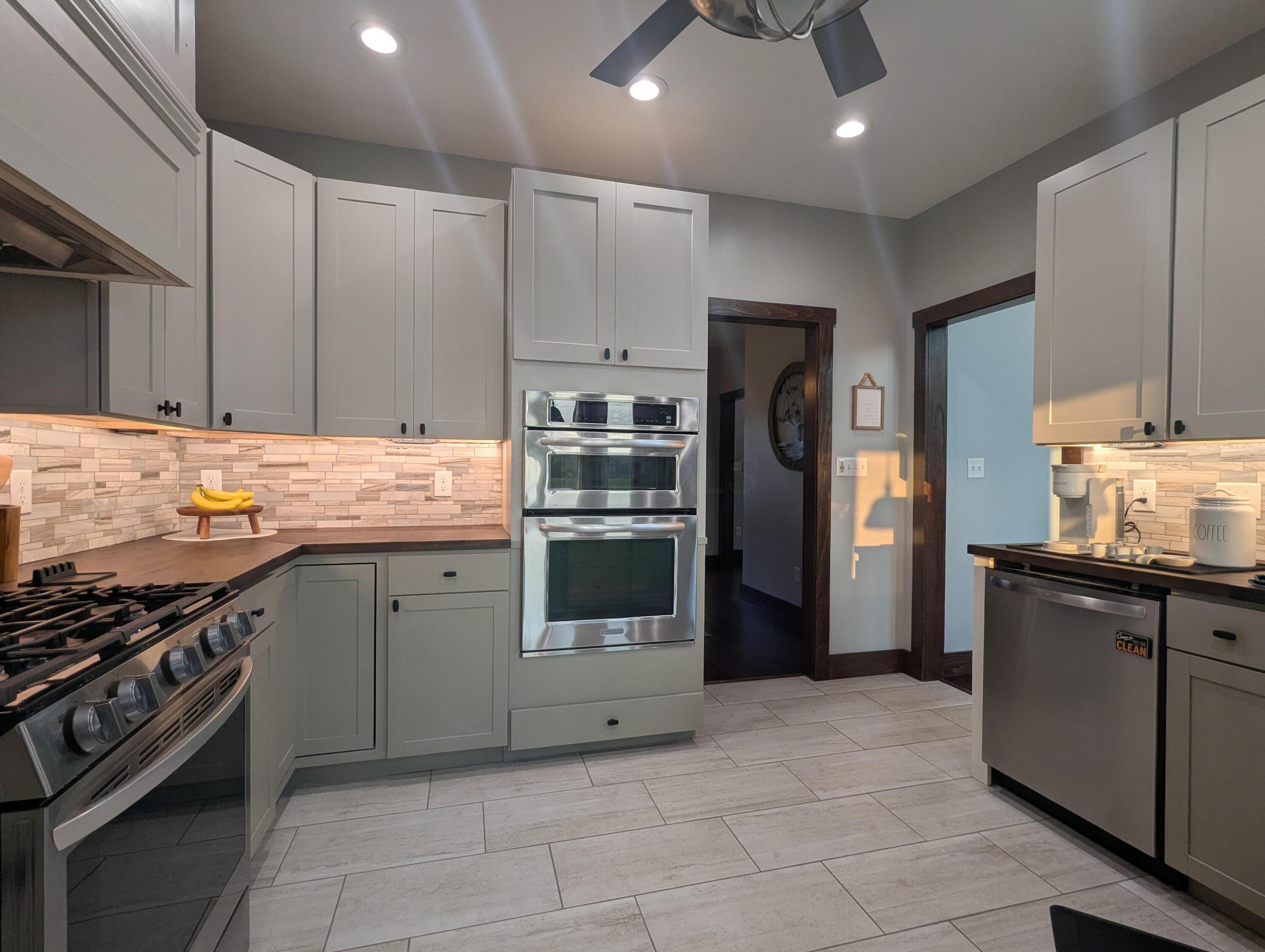 3223 Windy Ridge Drive Property Photo 15