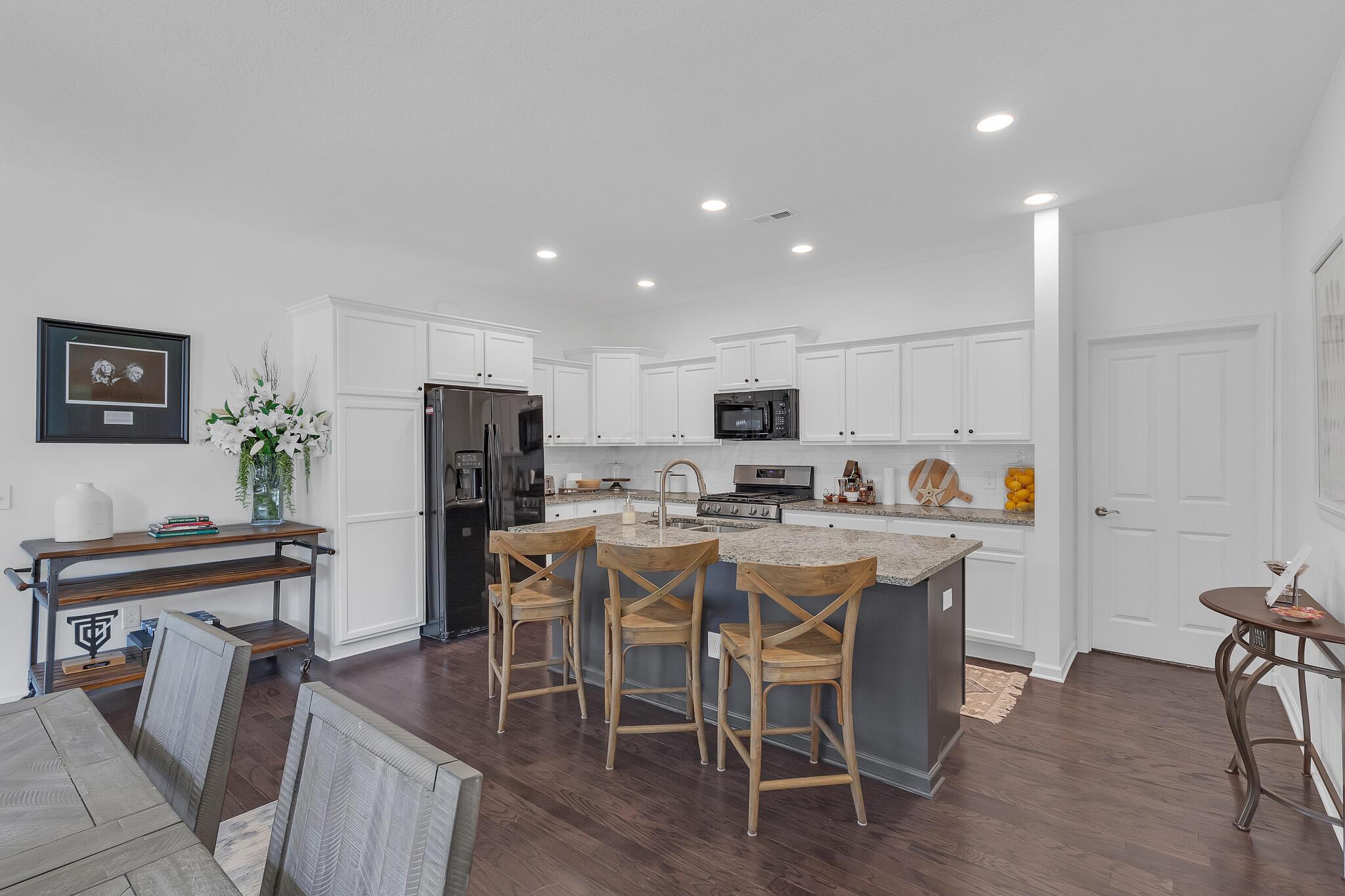 10516 Elderberry Drive Property Photo 12