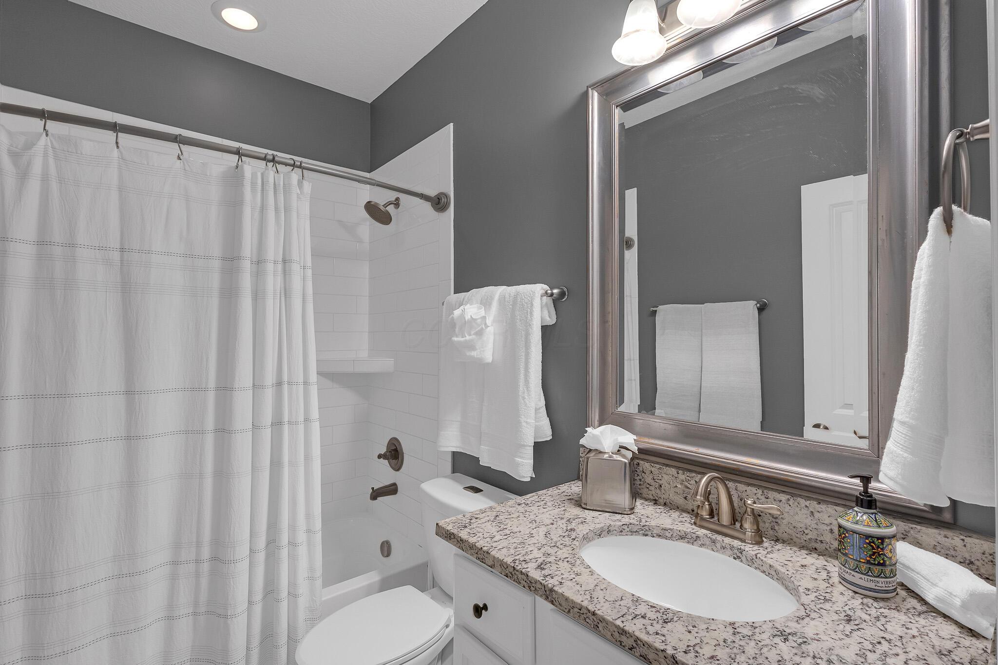 10516 Elderberry Drive Property Photo 18
