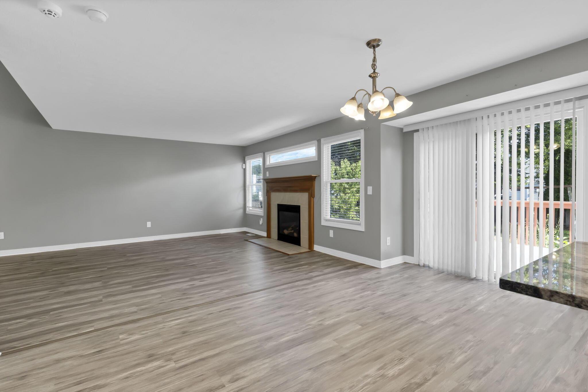 6962 Onyxbluff Lane Property Photo 12