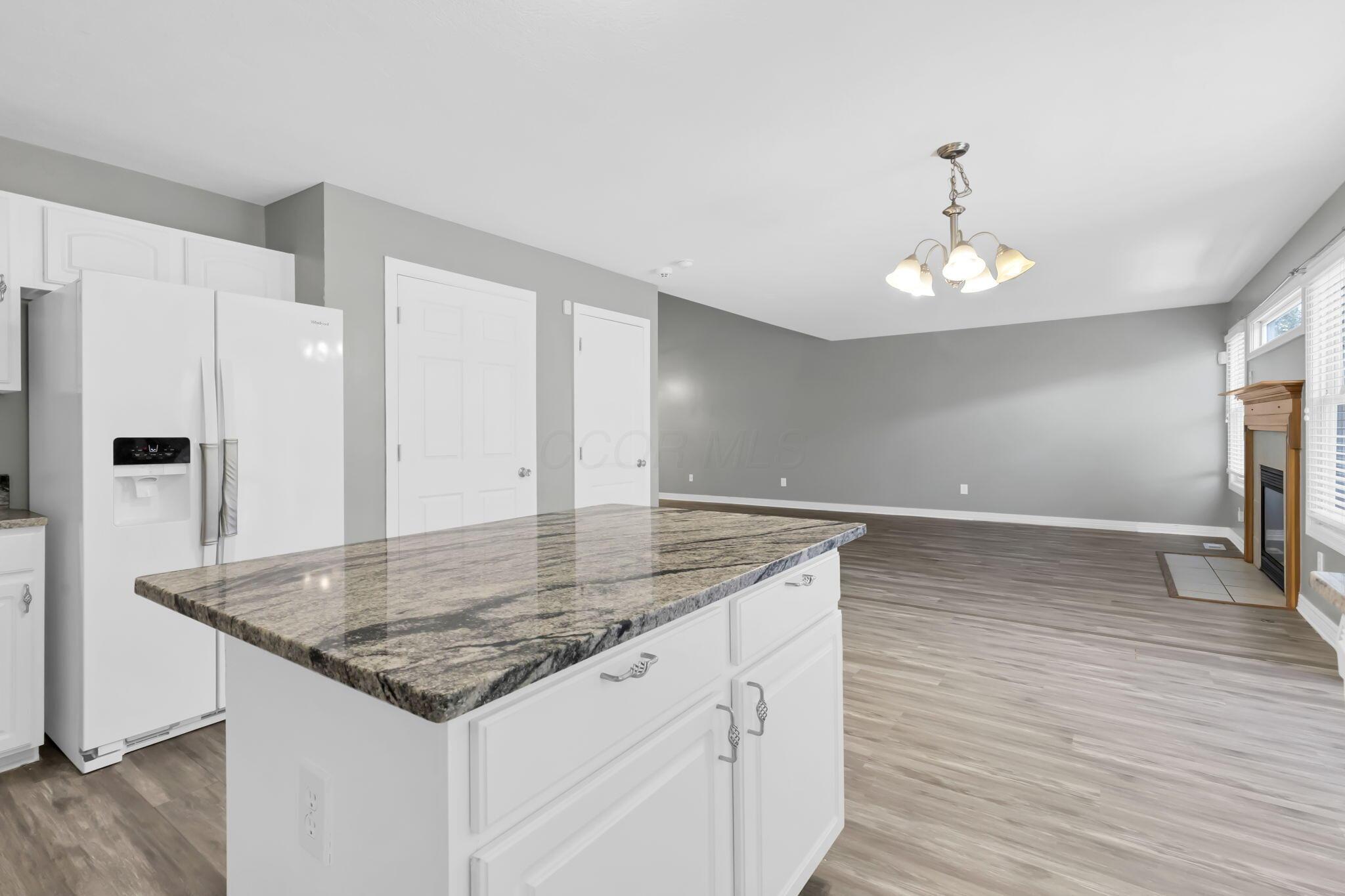 6962 Onyxbluff Lane Property Photo 16