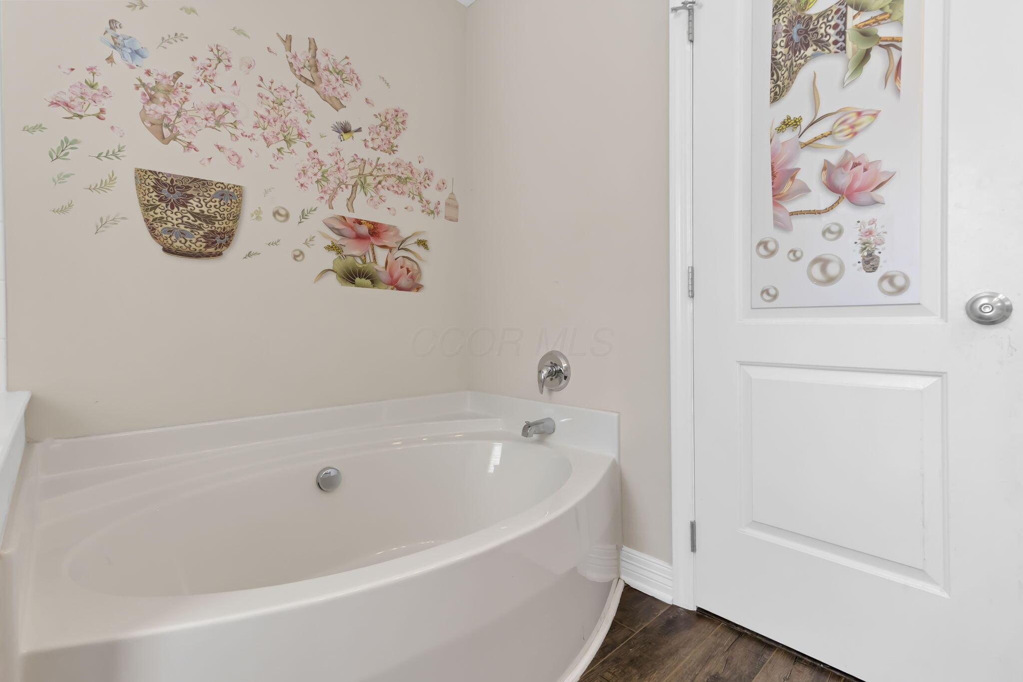6962 Onyxbluff Lane Property Photo 32
