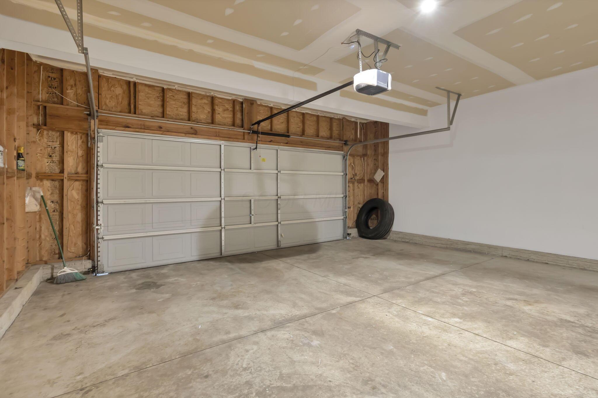 6962 Onyxbluff Lane Property Photo 42