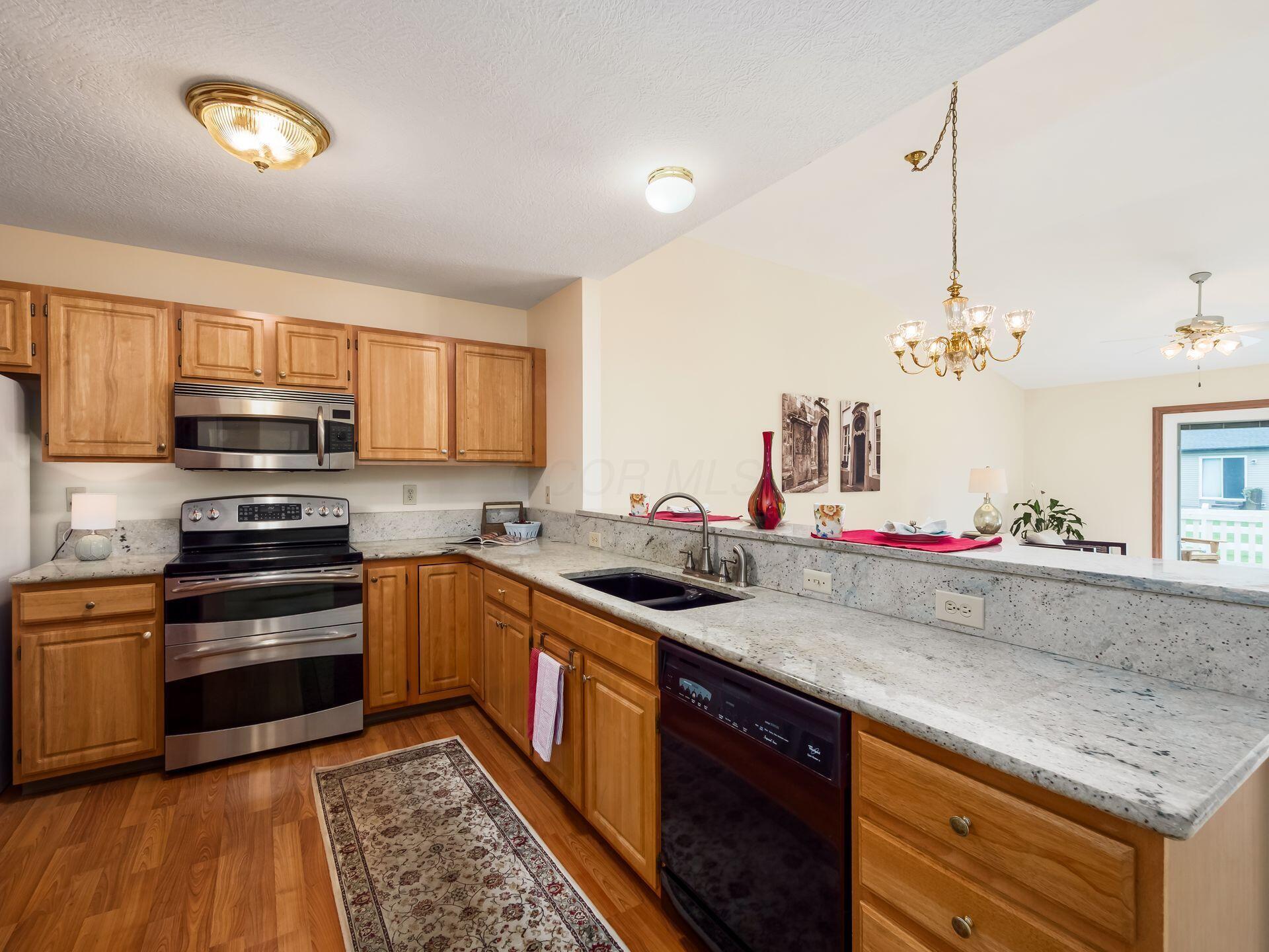 1115 Arbor Oaks Lane Property Photo 6