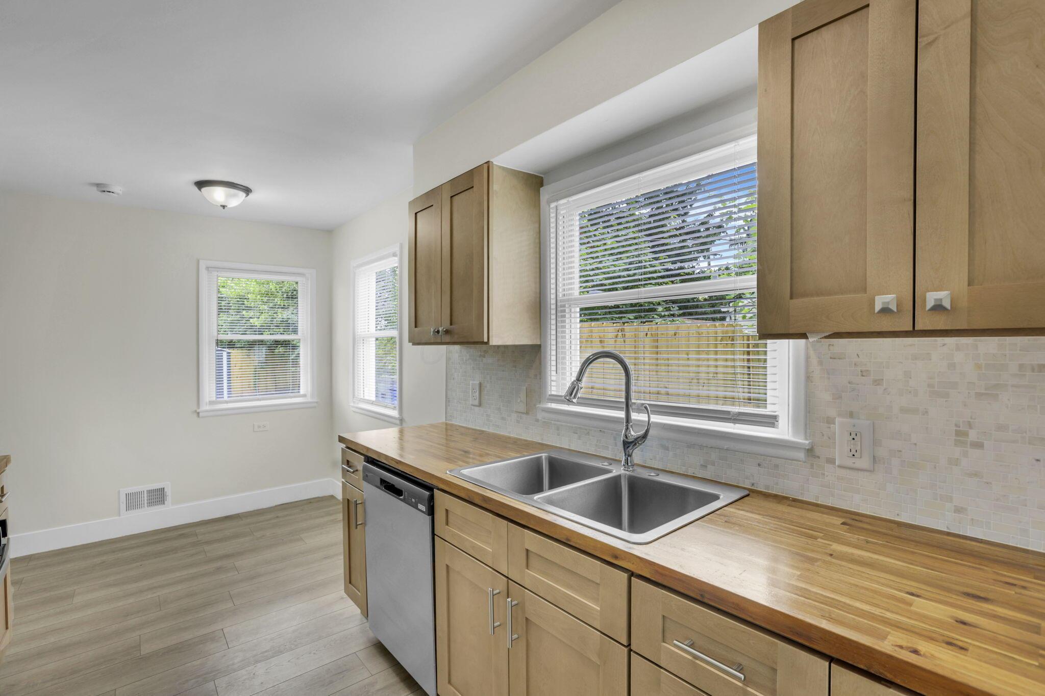 64 Lowell Road Property Photo 4