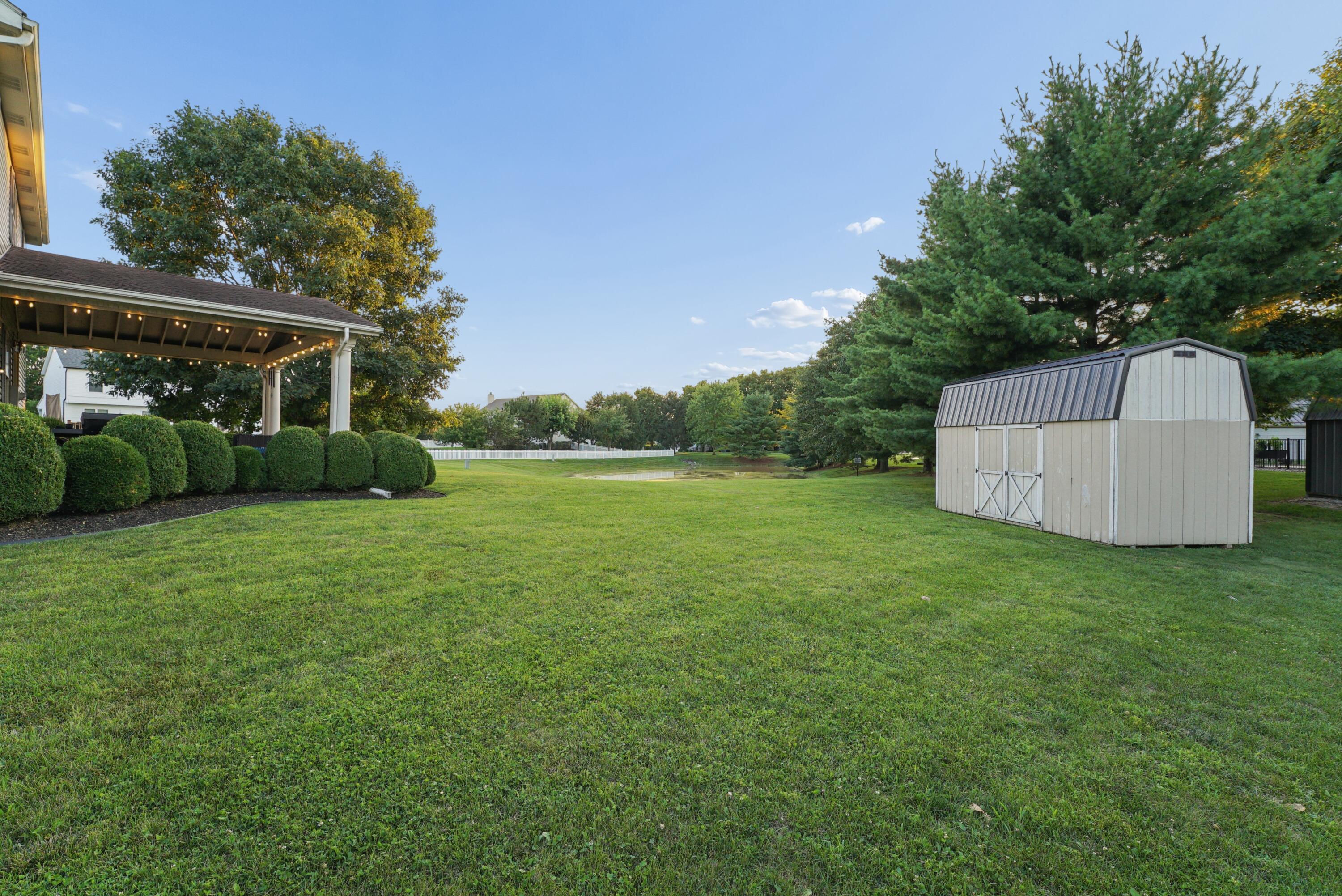 1555 Pecan Place Property Photo 43