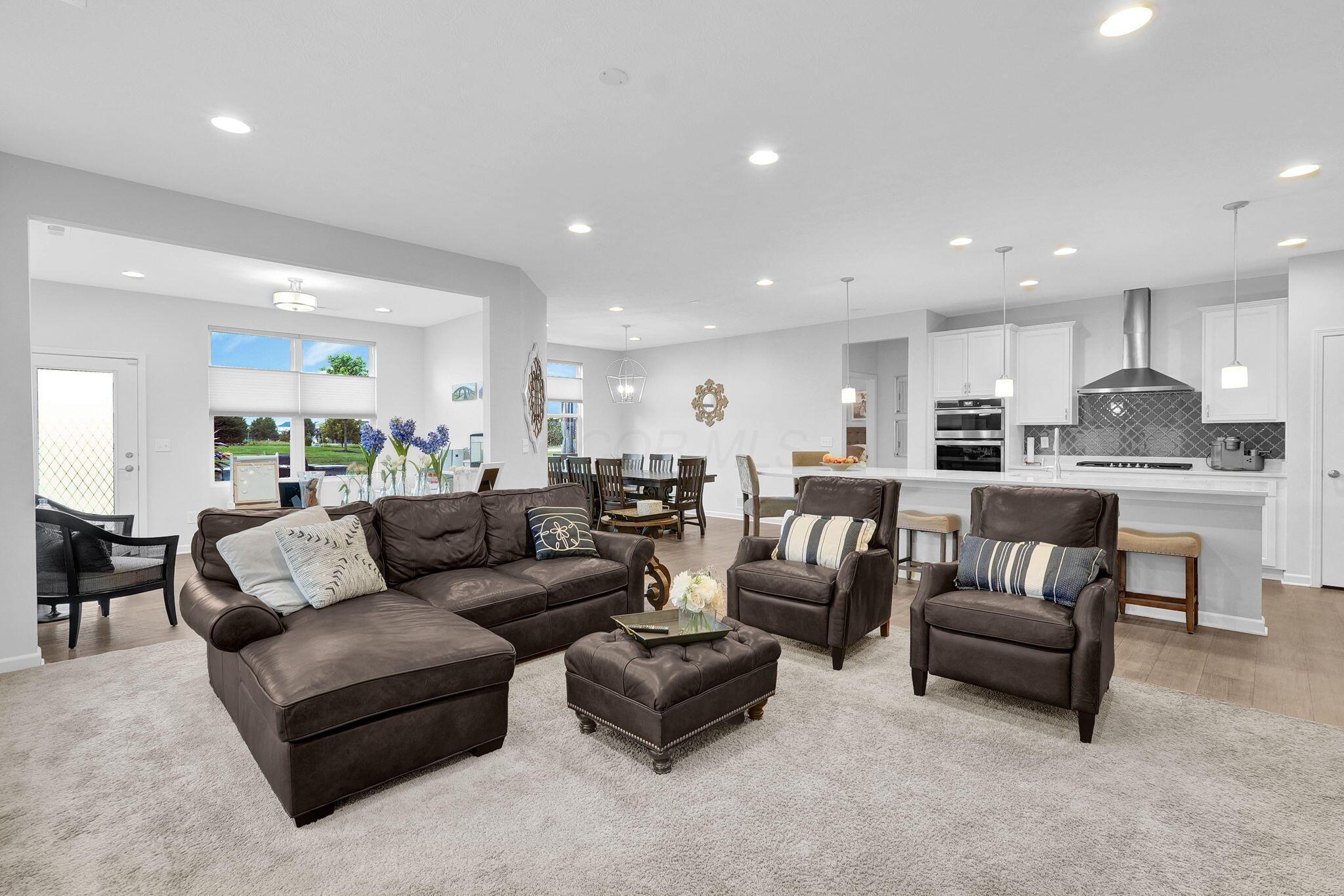 56 Solstice Road Property Photo 20