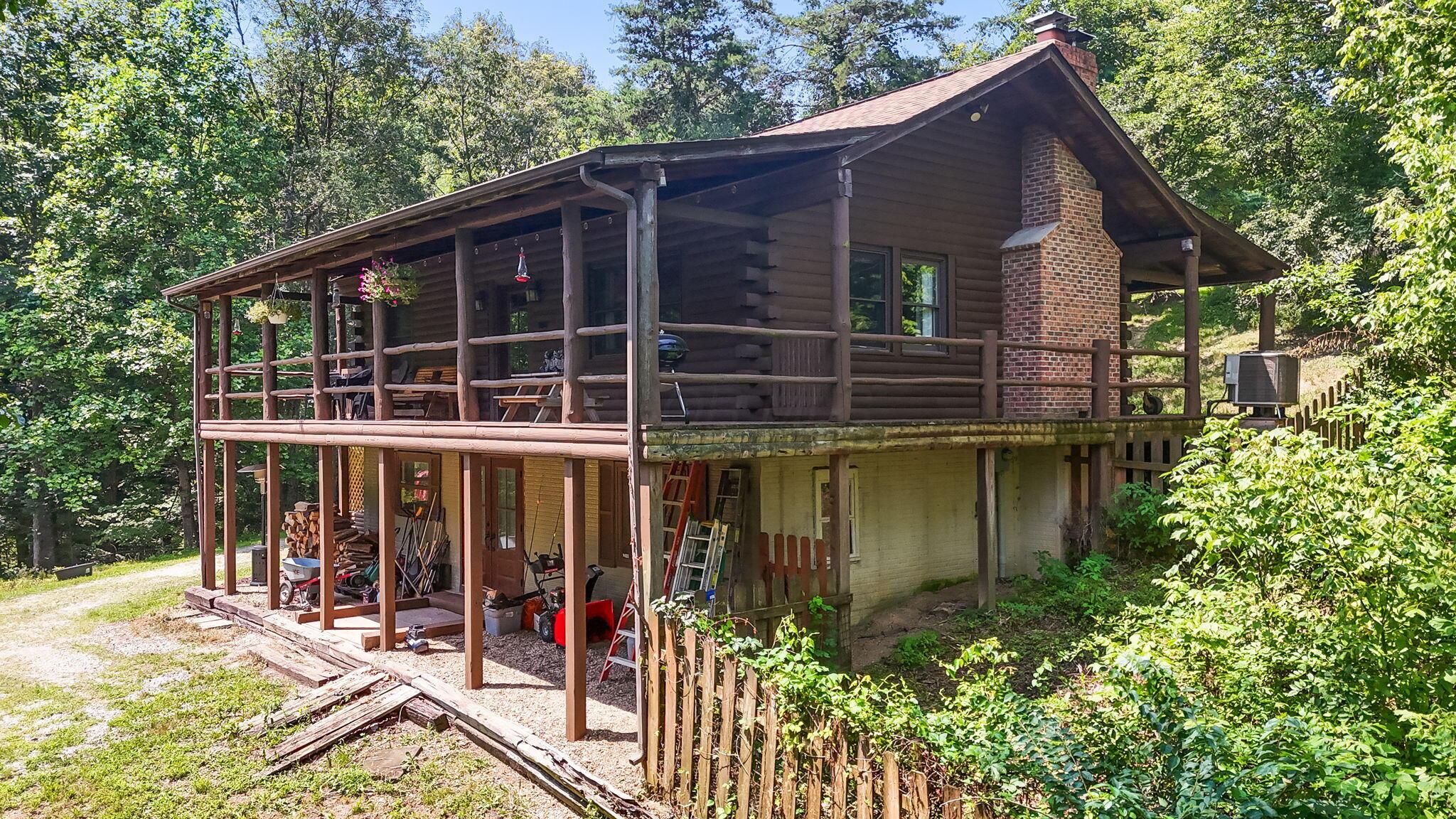 5595 Sheets Road Property Photo 4