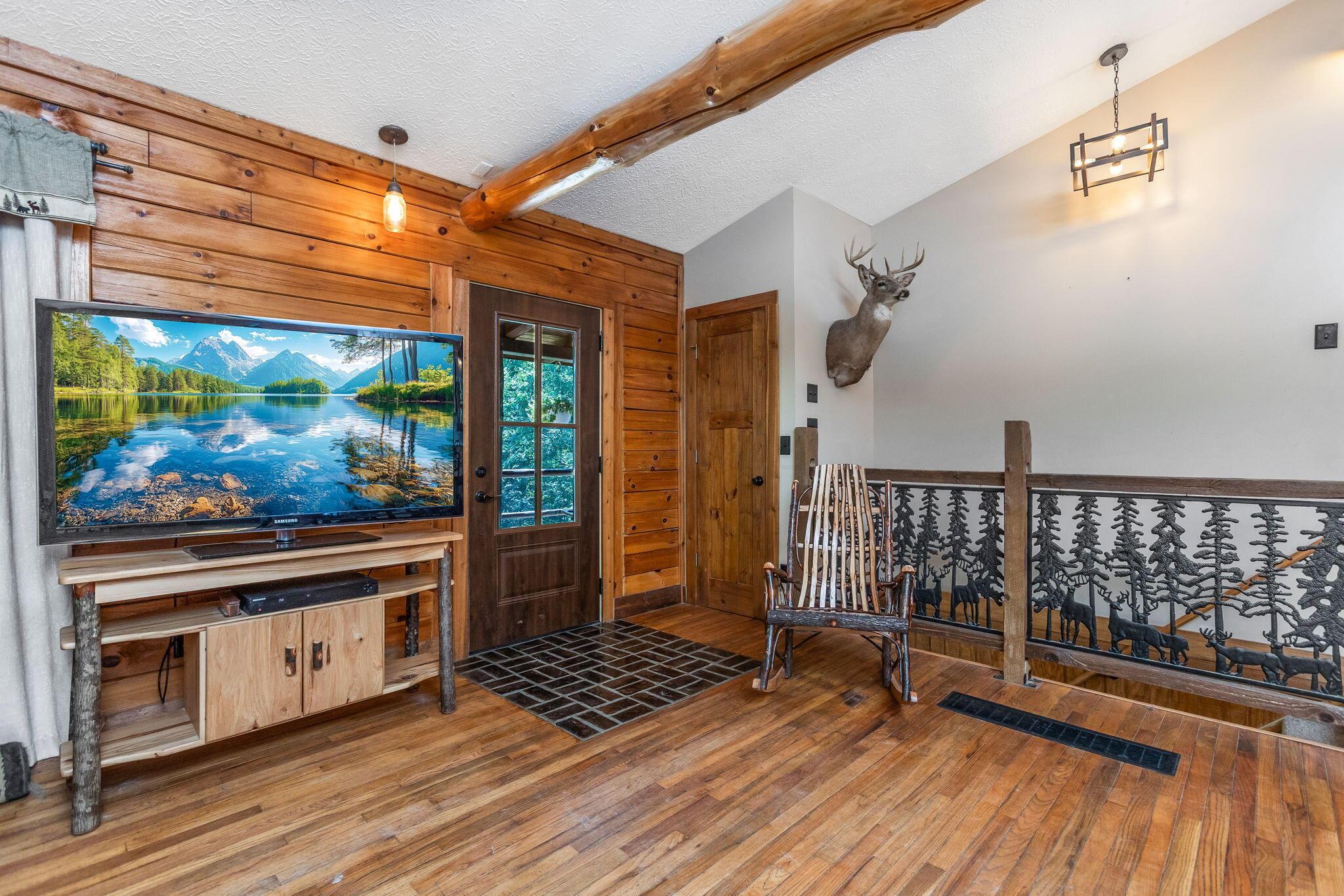 5595 Sheets Road Property Photo 9