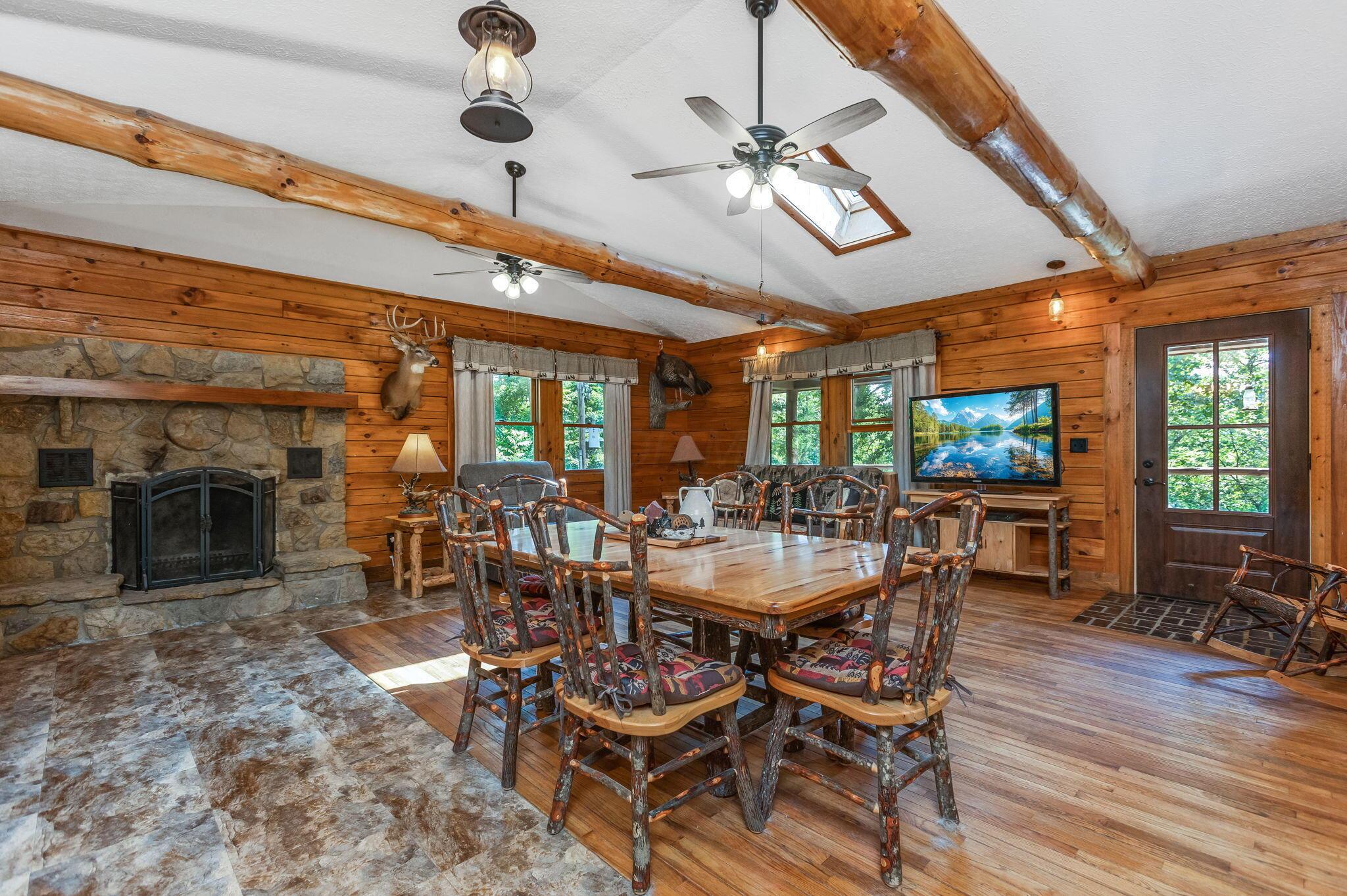 5595 Sheets Road Property Photo 15