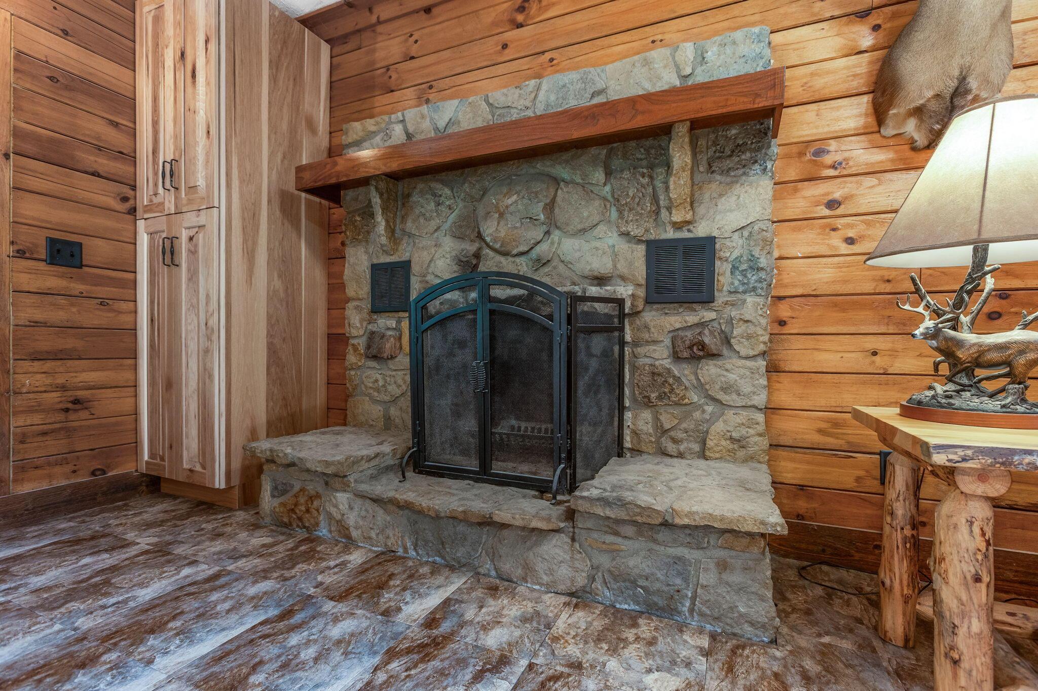 5595 Sheets Road Property Photo 16