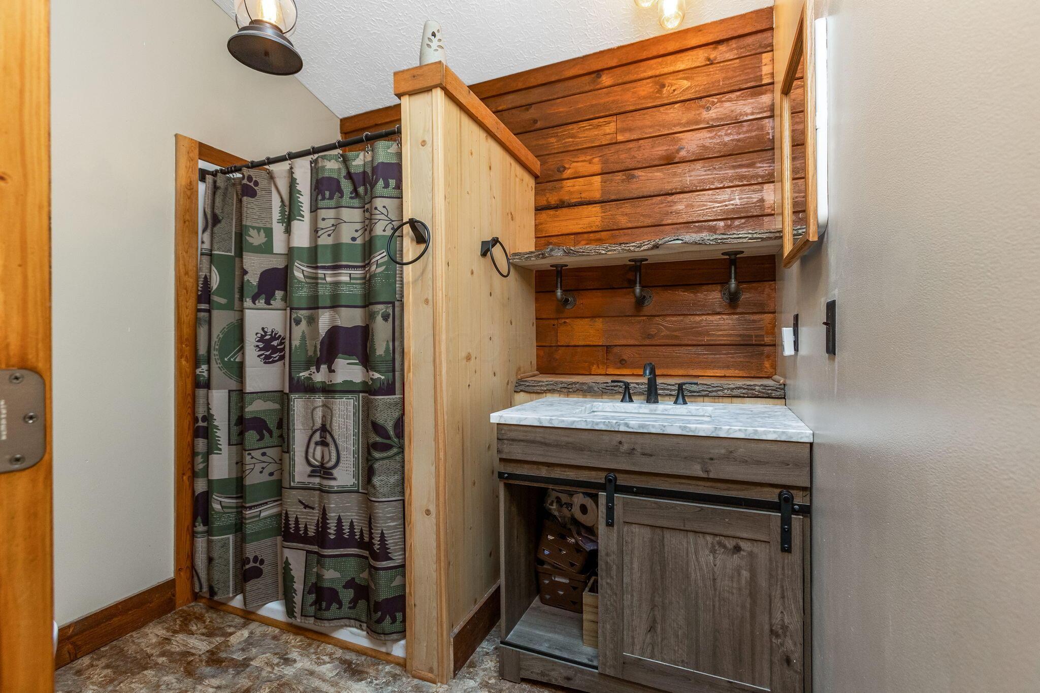 5595 Sheets Road Property Photo 26