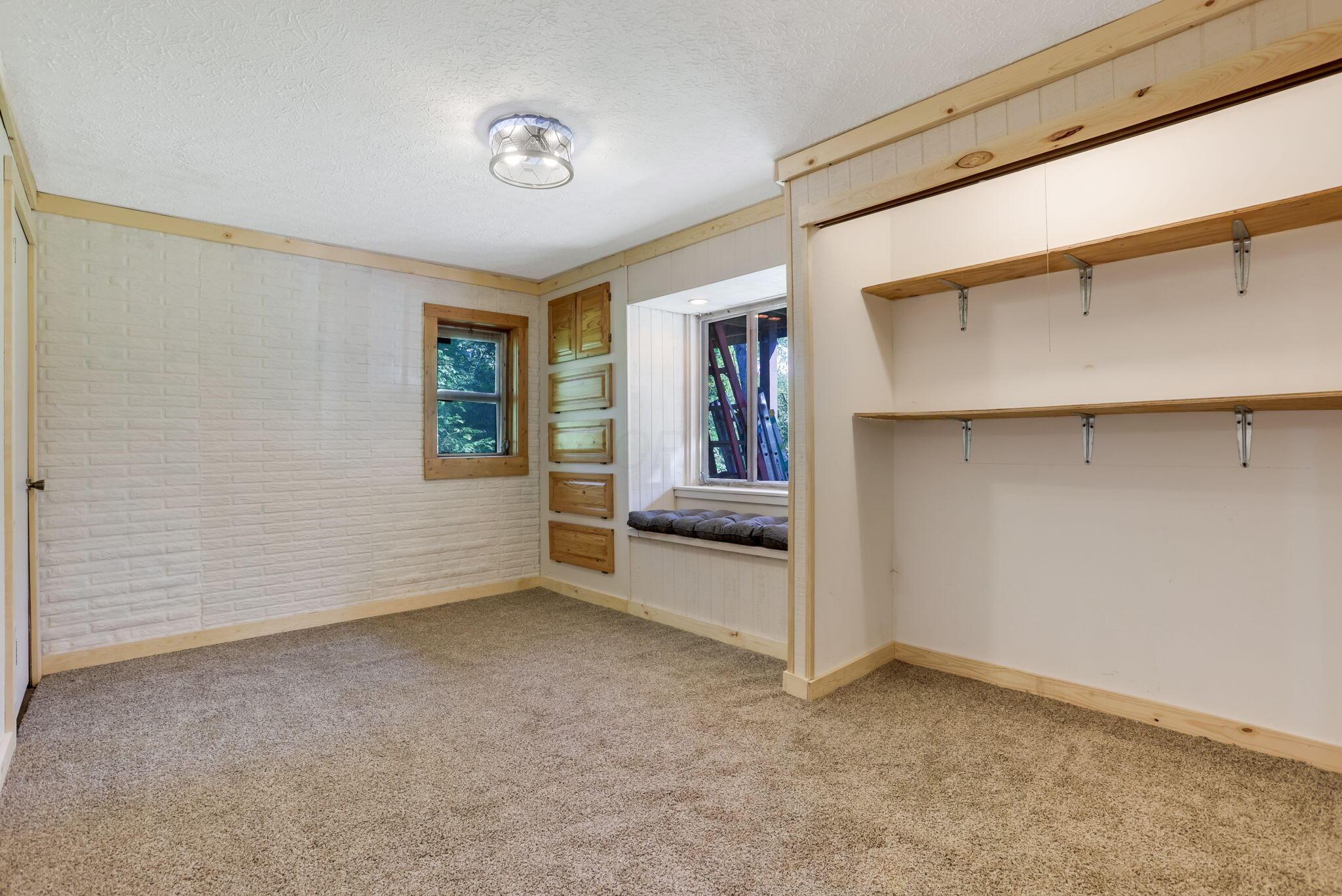5595 Sheets Road Property Photo 34