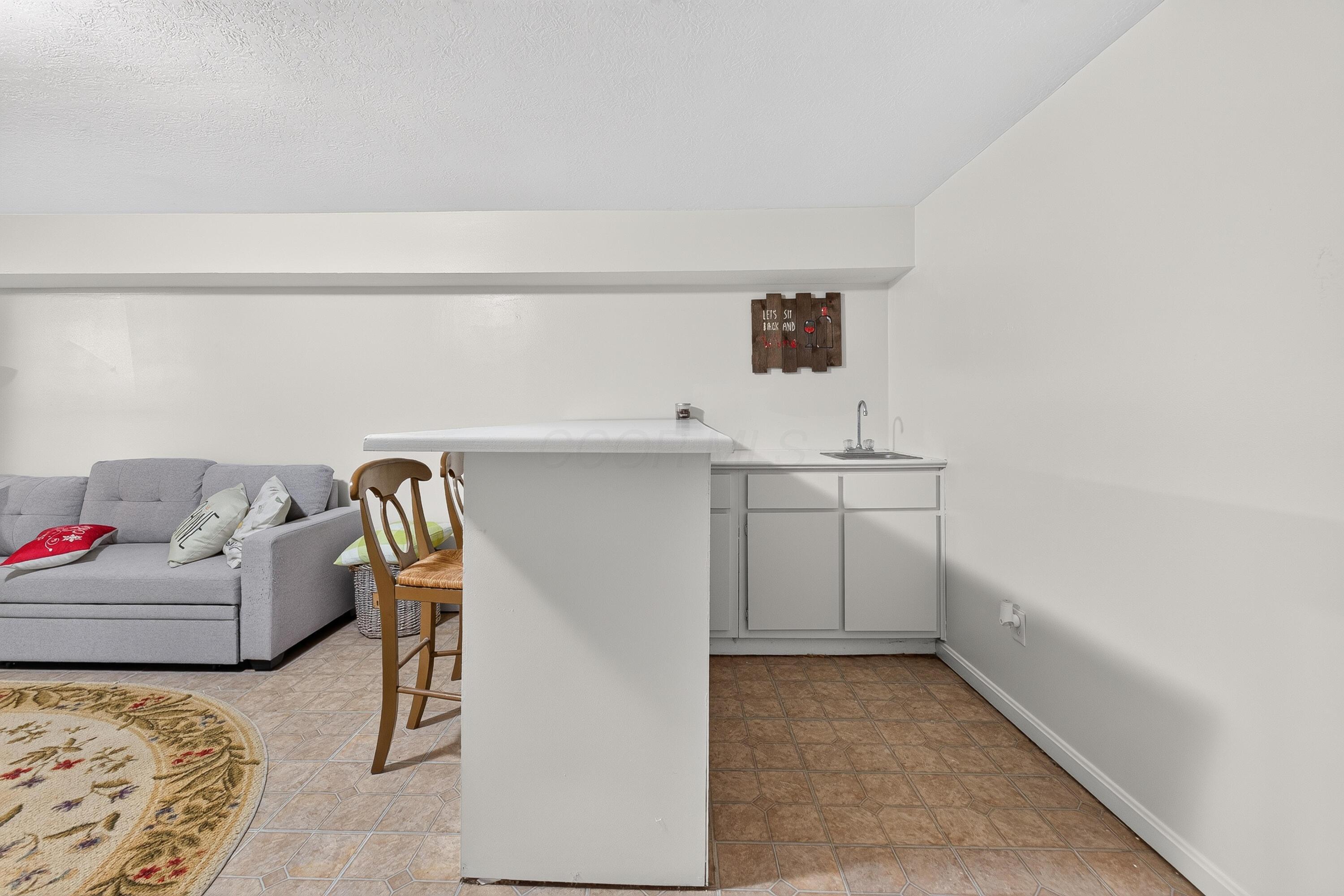 845 Reservoir Road Property Photo 33