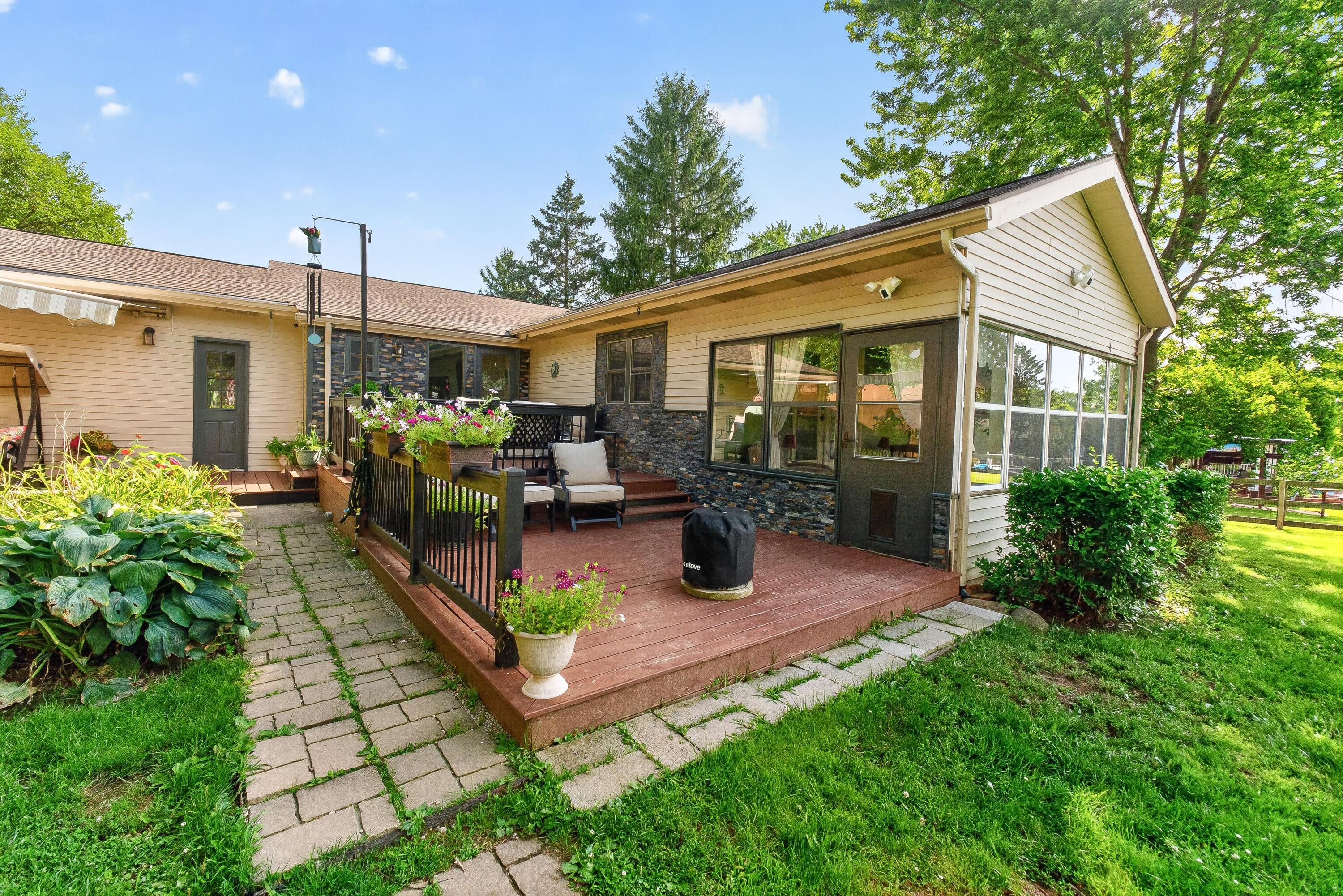 845 Reservoir Road Property Photo 45