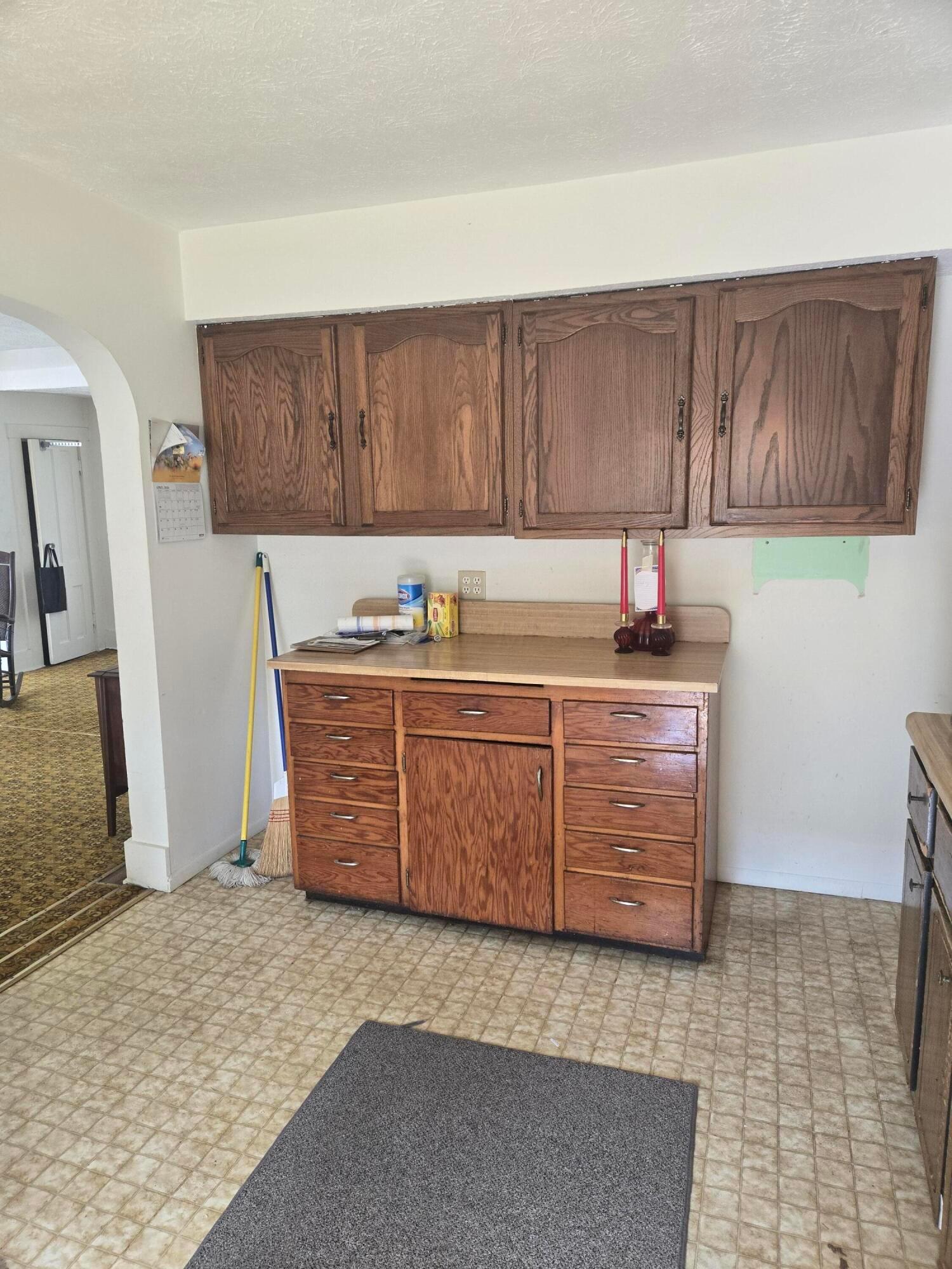 19078 Main Street Property Photo 7