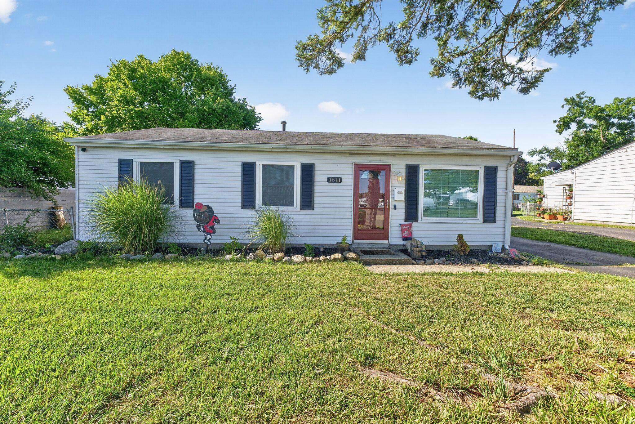 4511 Edgewyn Avenue Property Photo 1