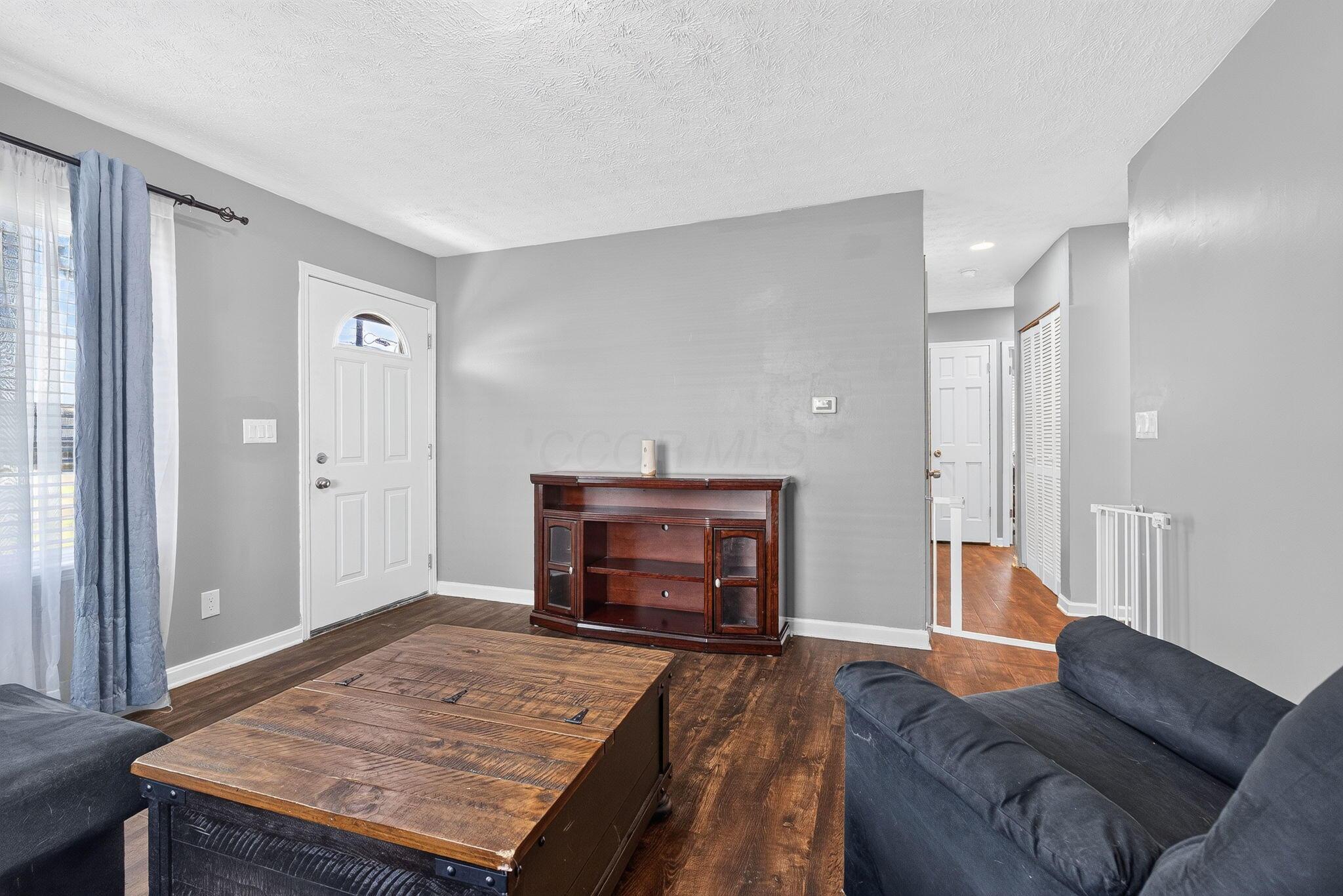 4511 Edgewyn Avenue Property Photo 17