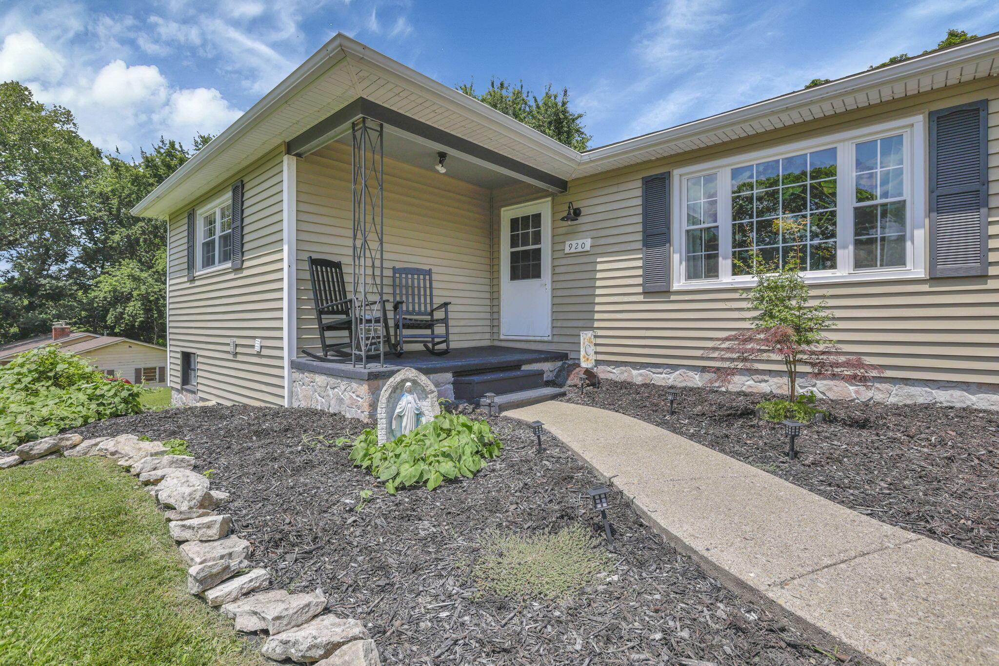 920 Towe Drive Ne Property Photo 6