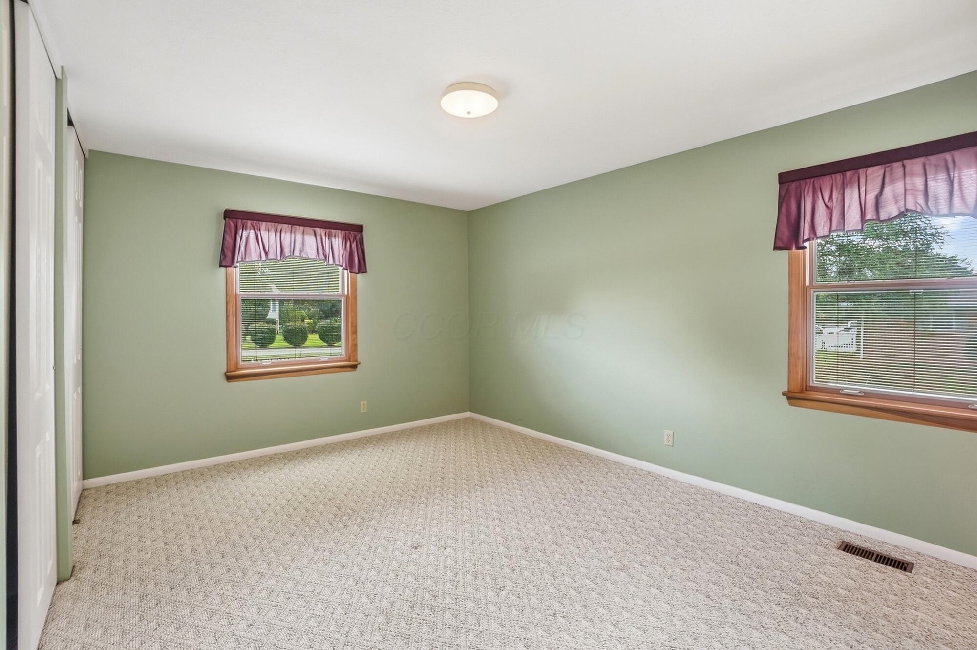 339 Pickering Drive Property Photo 22