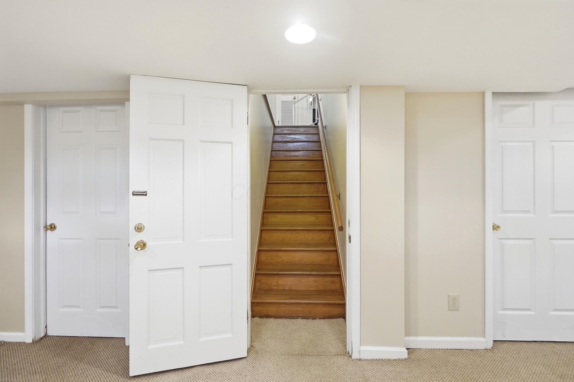 339 Pickering Drive Property Photo 30