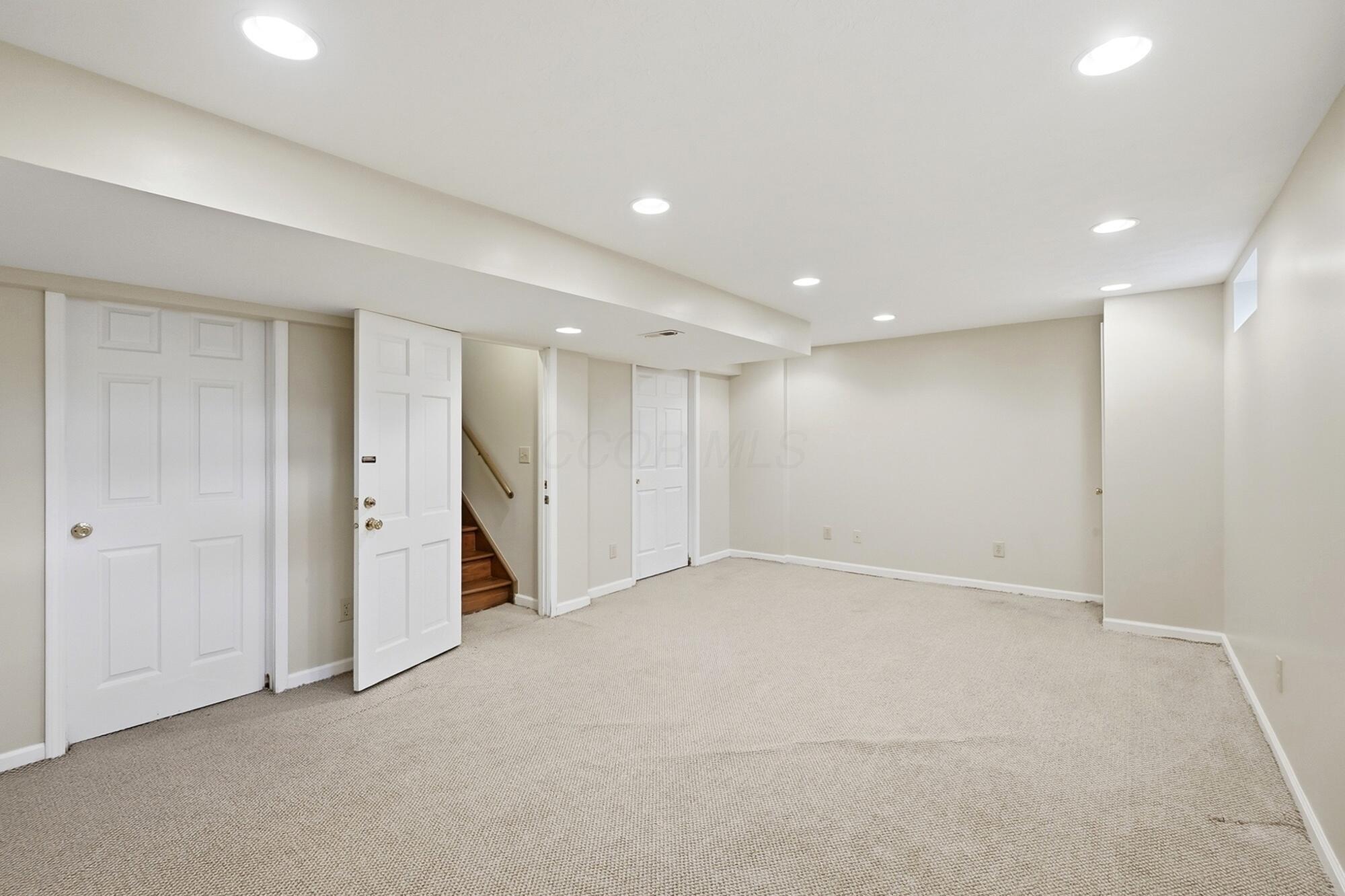 339 Pickering Drive Property Photo 31
