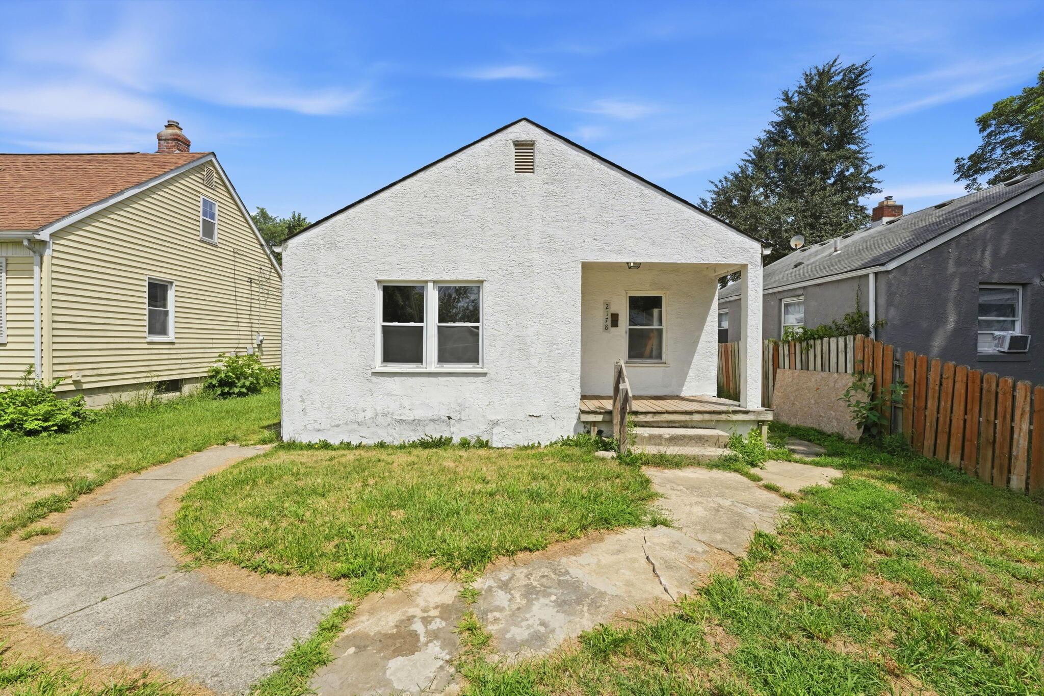 2178 Safford Avenue Property Photo 1