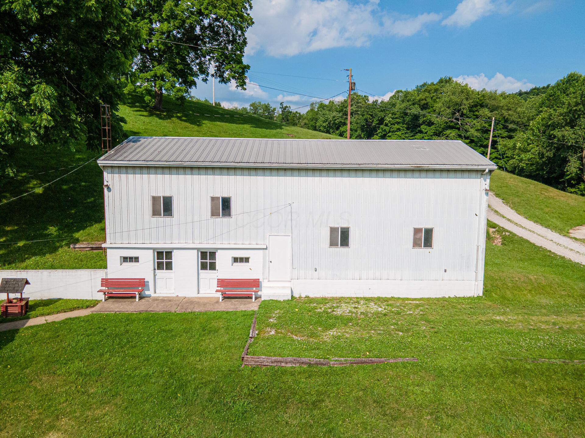 21569 State Route 16 Property Photo 5