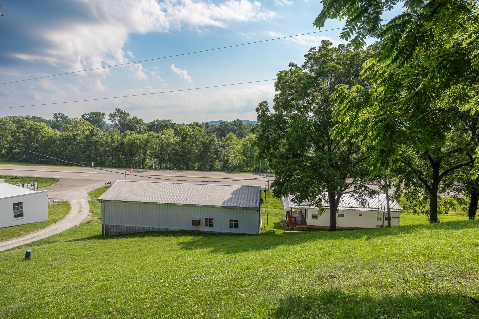 21569 State Route 16 Property Photo 9