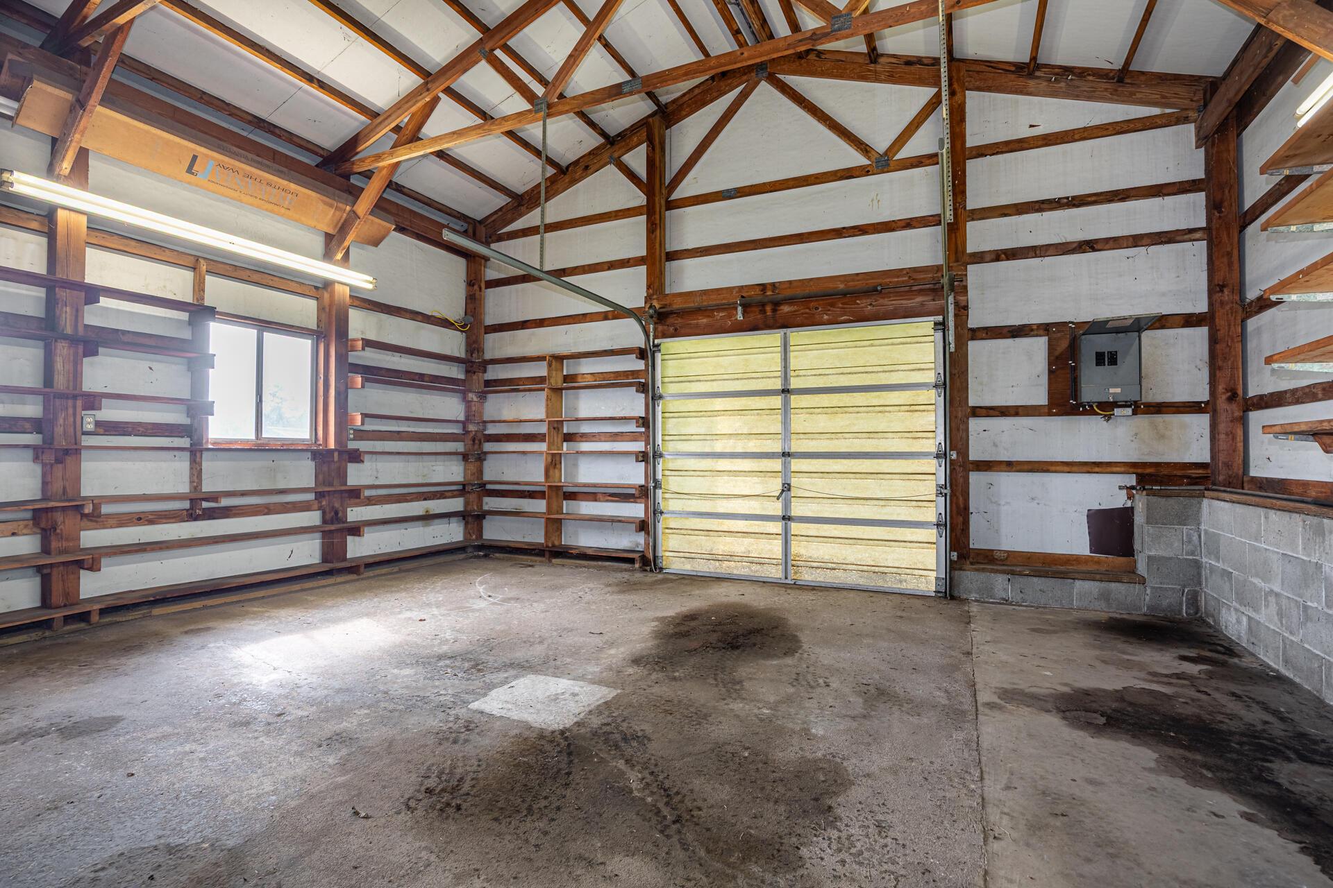 21569 State Route 16 Property Photo 19