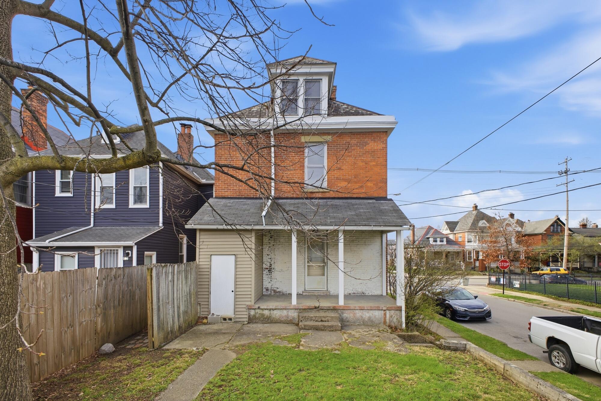 472 E Whittier Street Property Photo 40