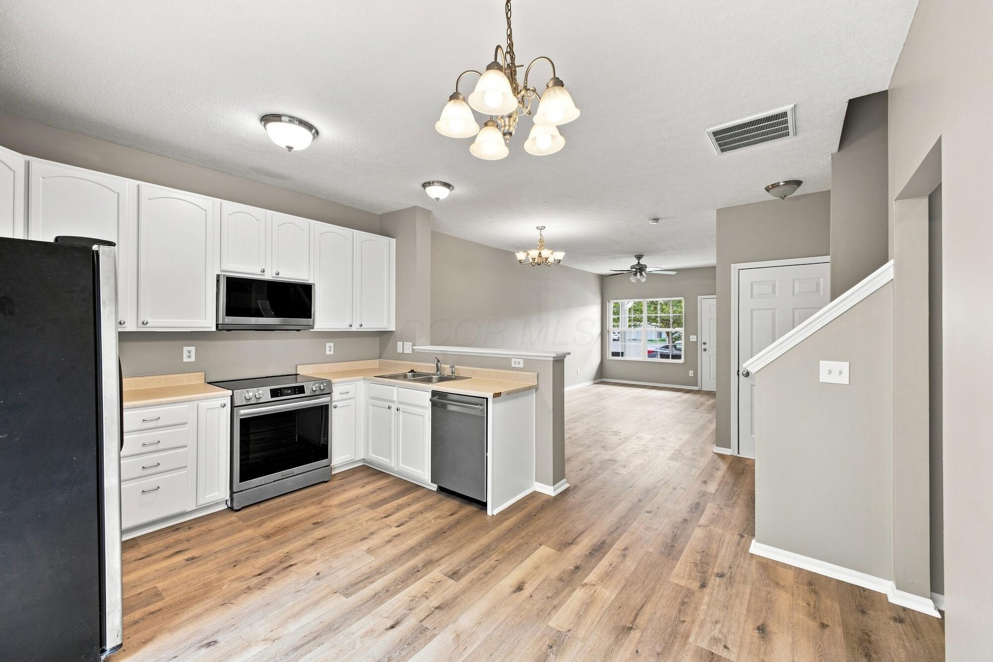 480 Fullers Circle Property Photo 10