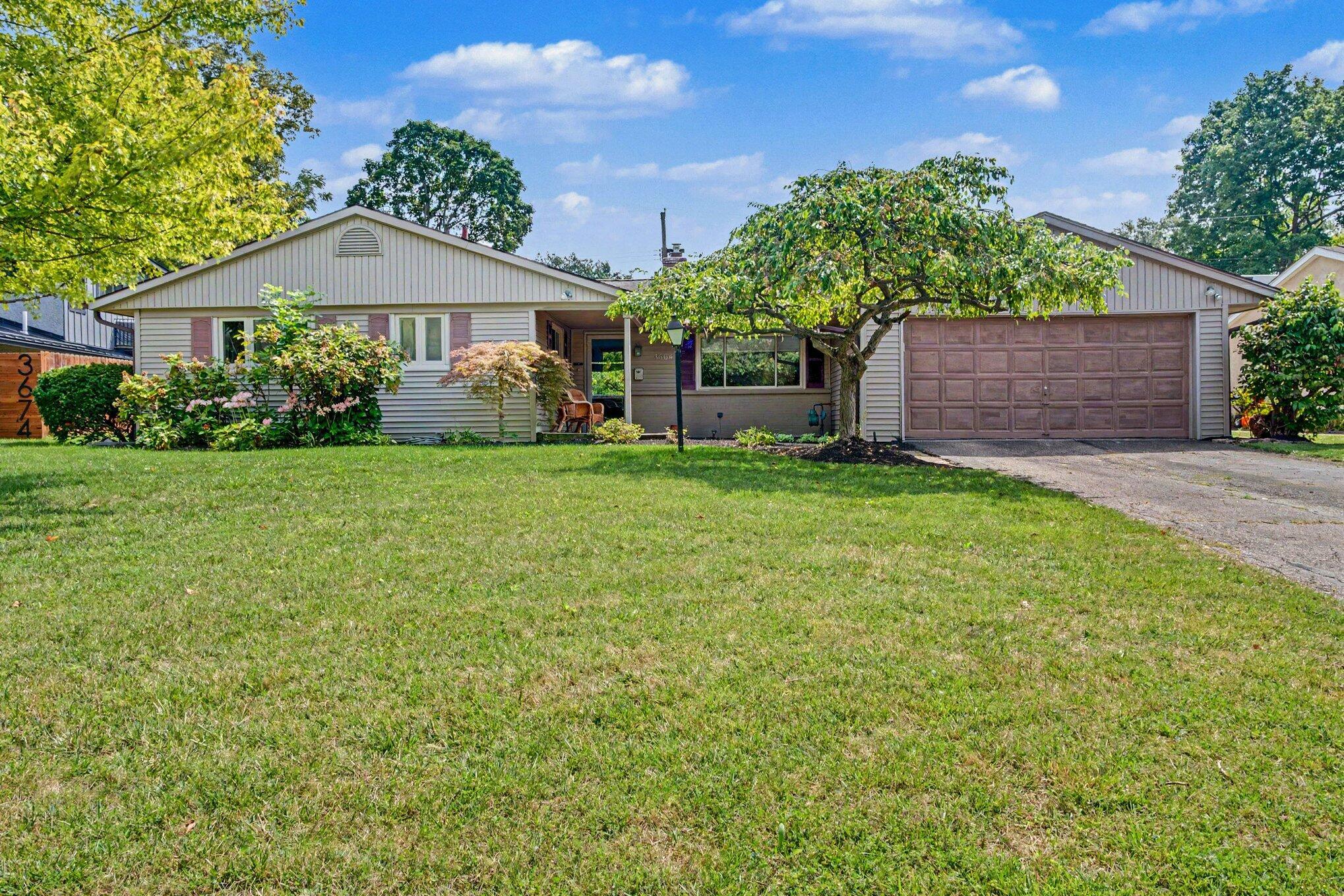 3664 Mountview Road Property Photo 1