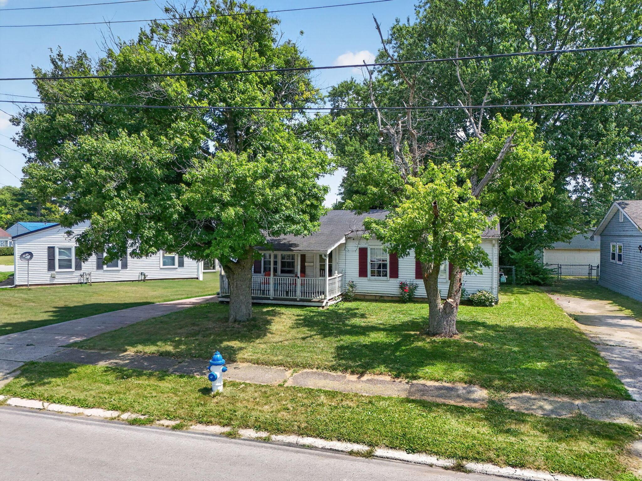 844 Central Drive