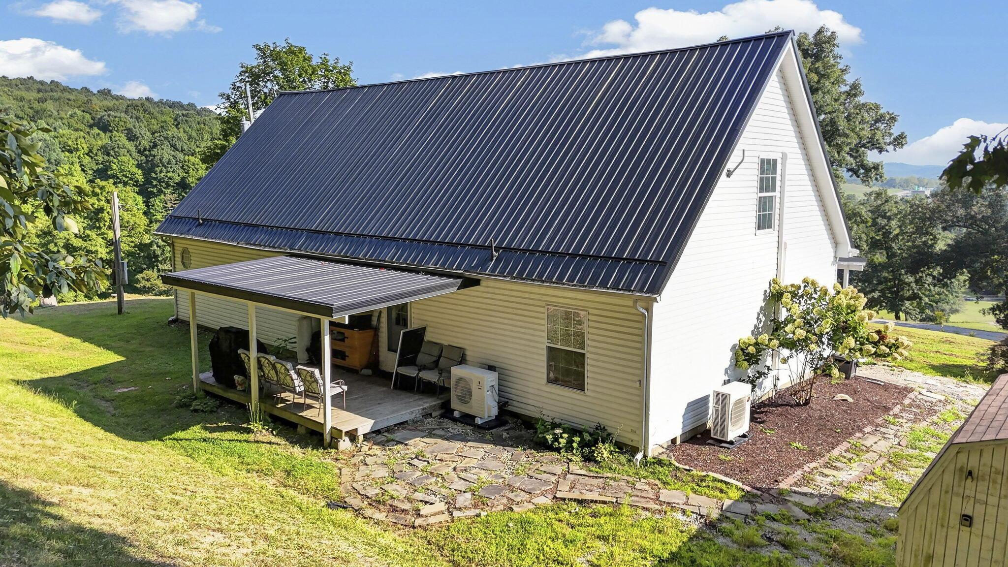 501 Marcus Run Road Property Photo 32