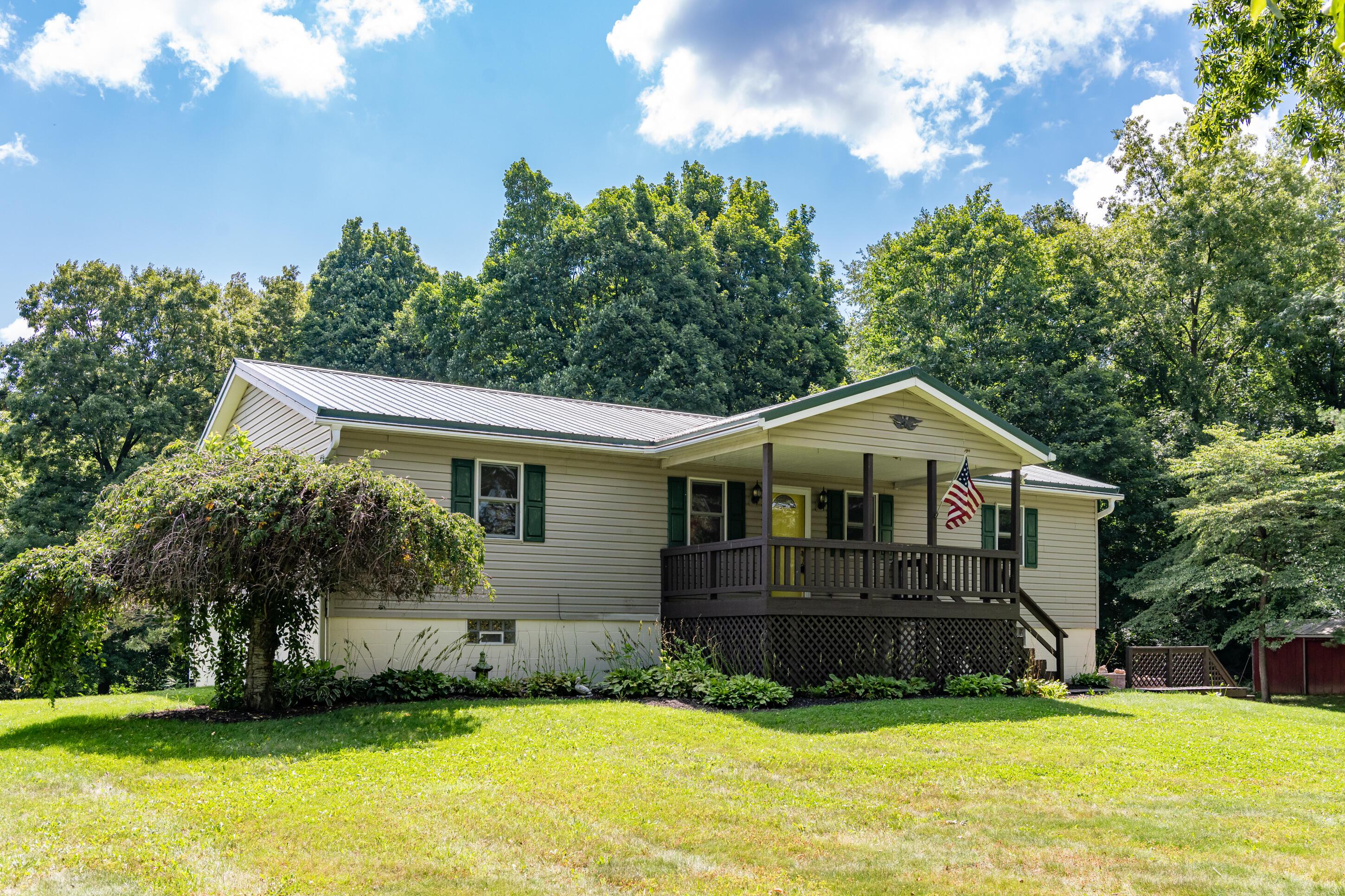 1319 Perry Road Property Photo 3