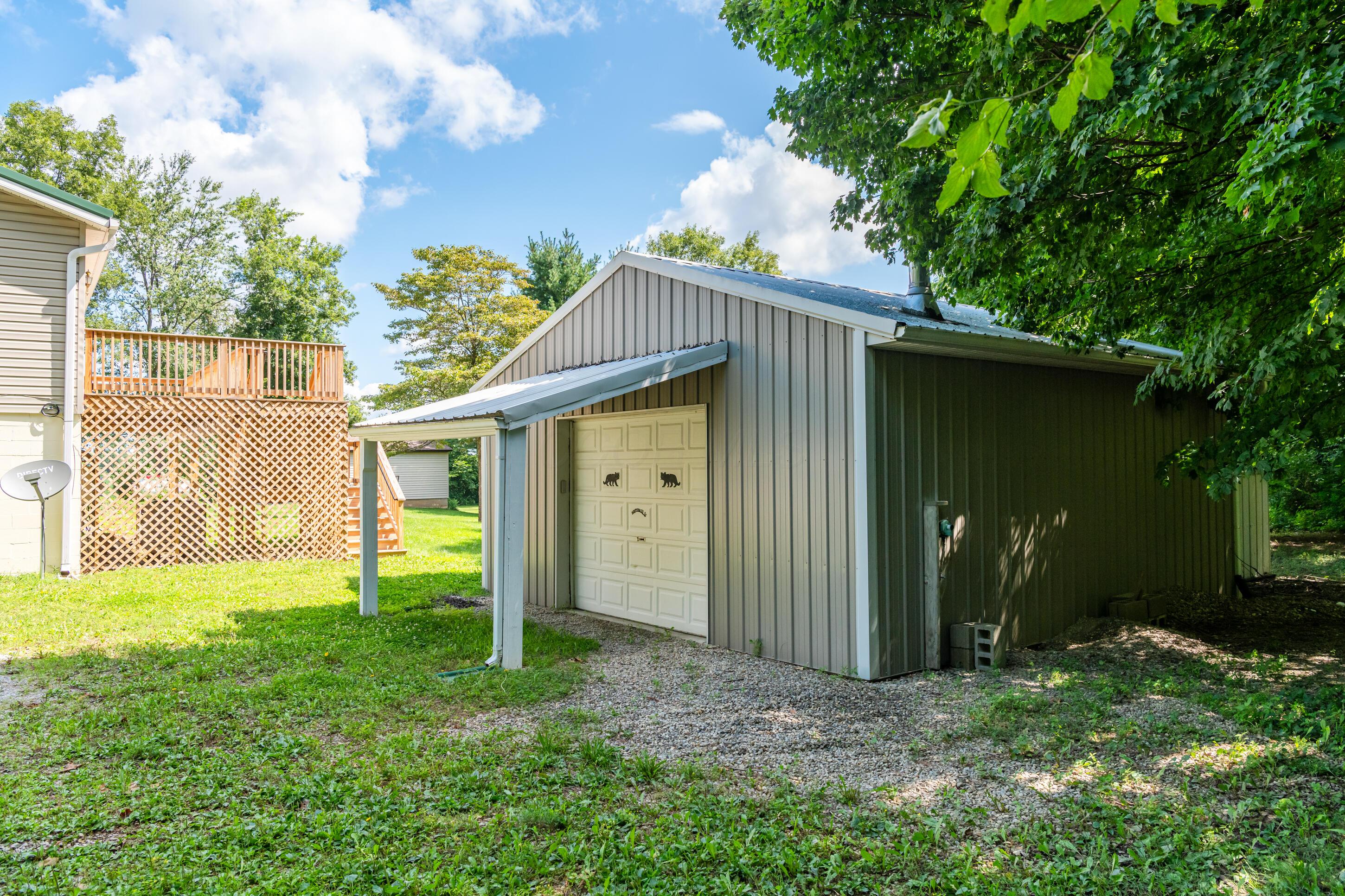 1319 Perry Road Property Photo 7