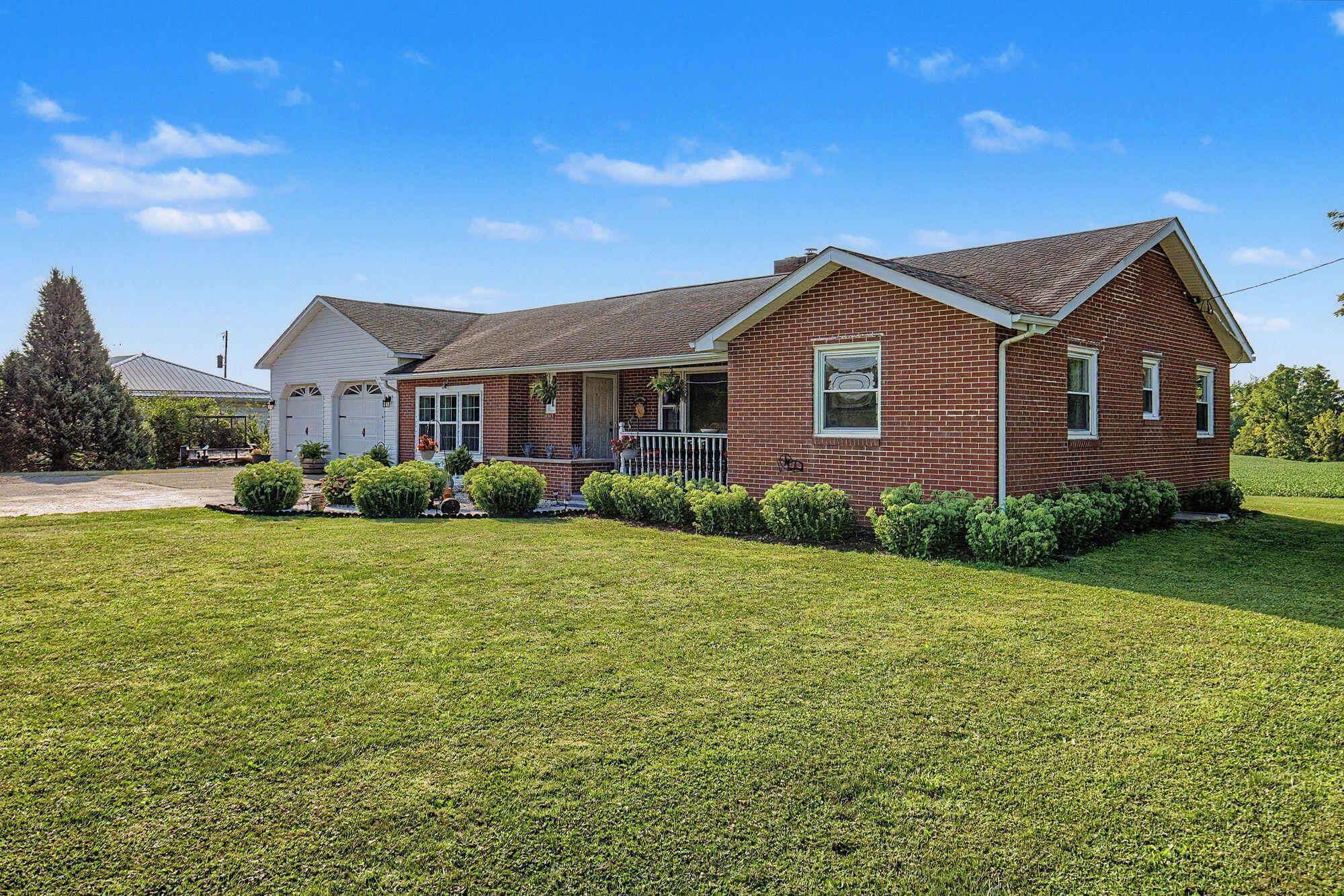 28503 Chieftain Drive Property Photo 5