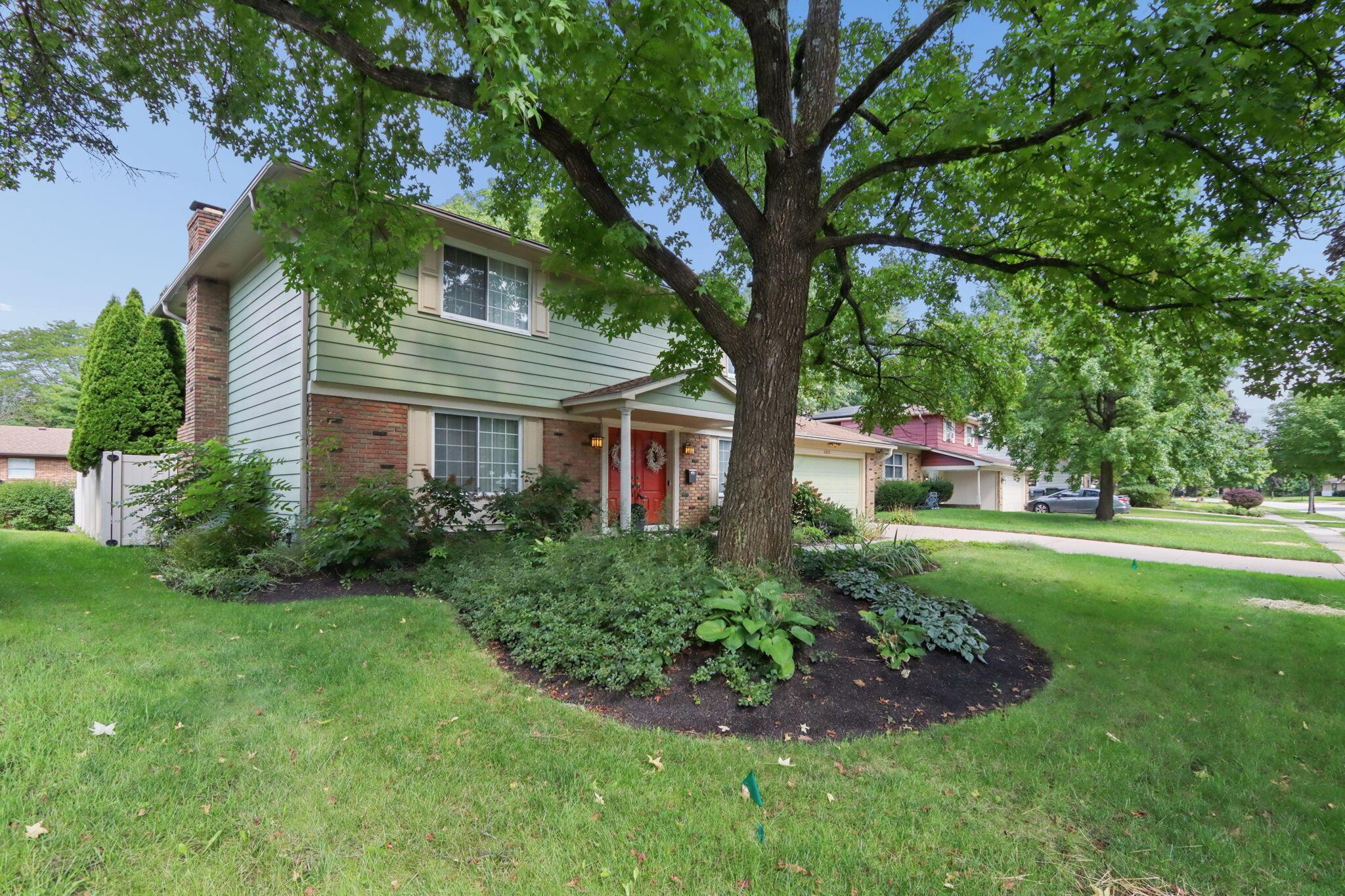 6363 Sharon Woods Boulevard Property Photo 3