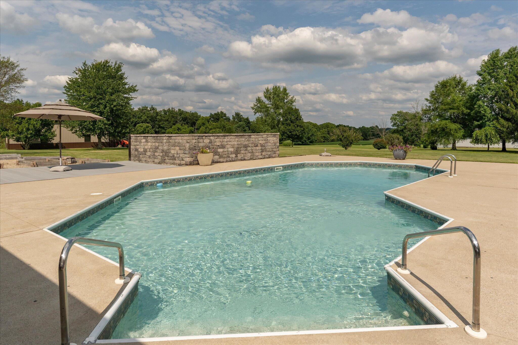 8350 State Route 73 Property Photo 2