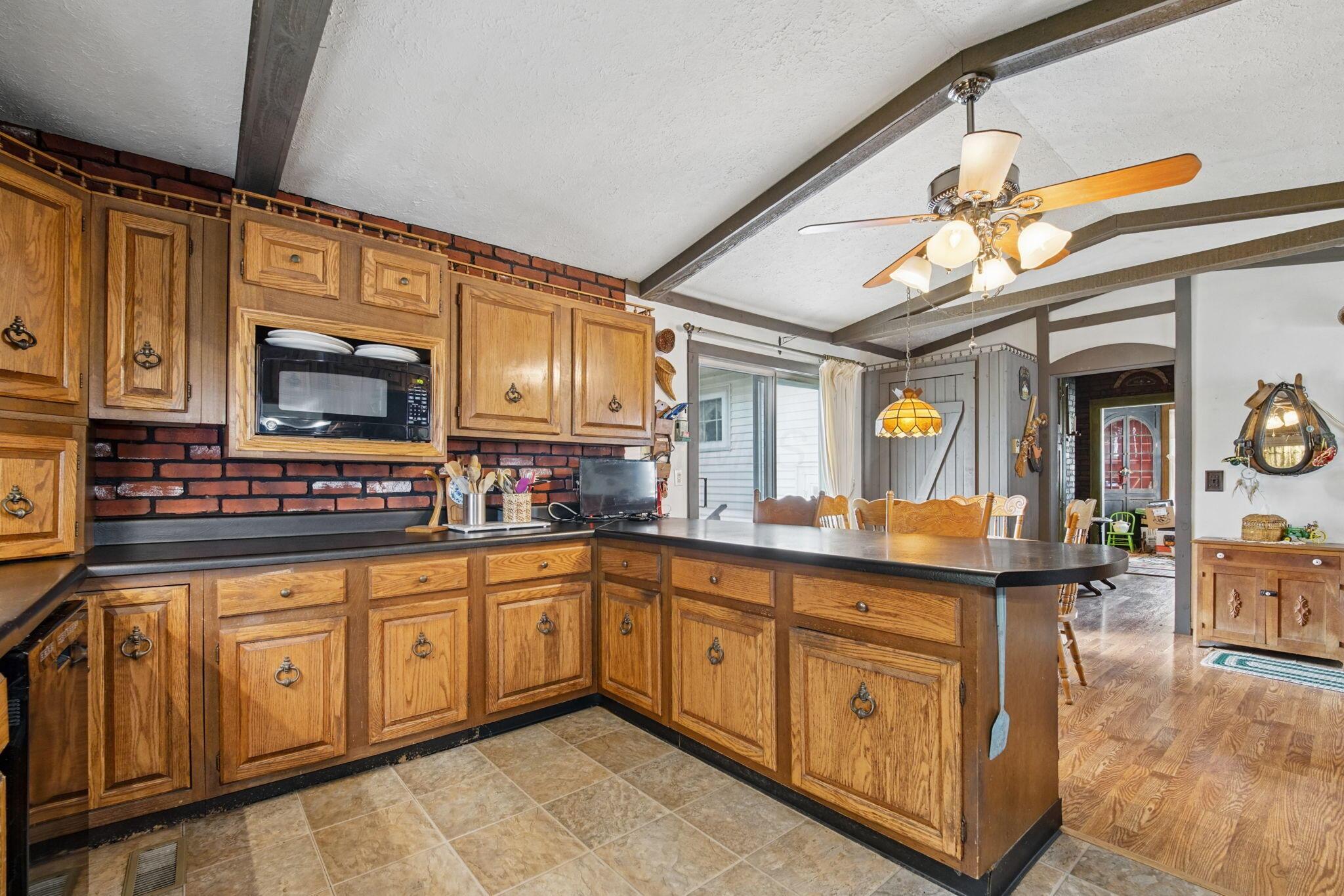 9480 Foundry Road Property Photo 8