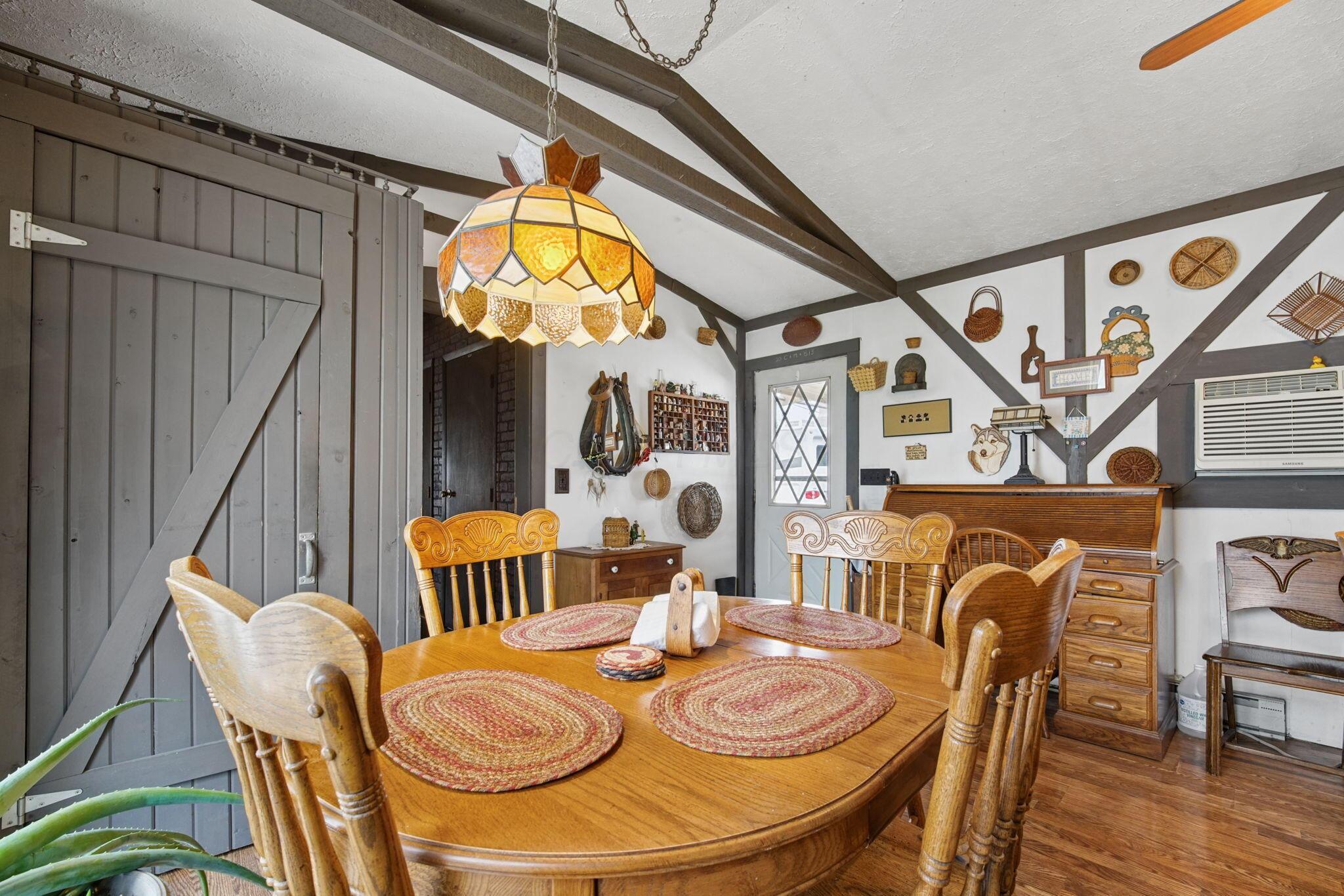 9480 Foundry Road Property Photo 11