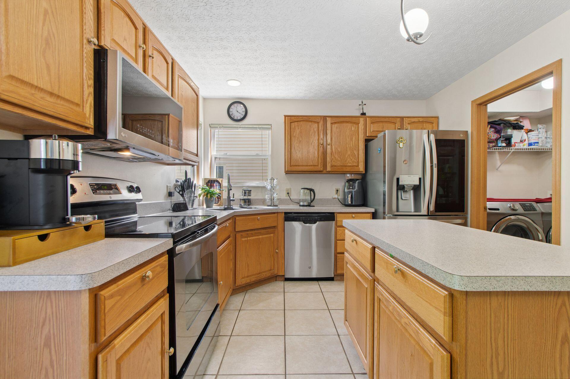 4146 Nafzger Drive Property Photo 10