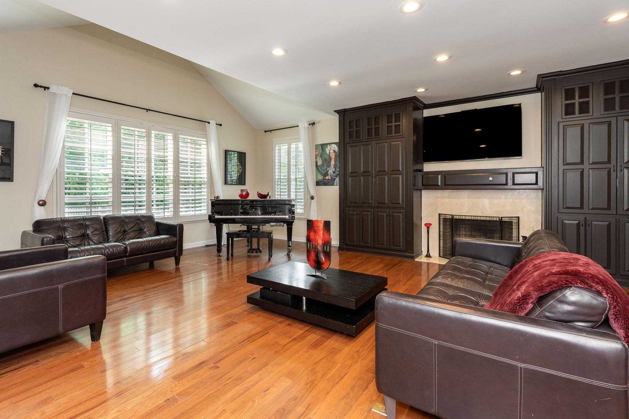 3516 Willow Grove Property Photo 15