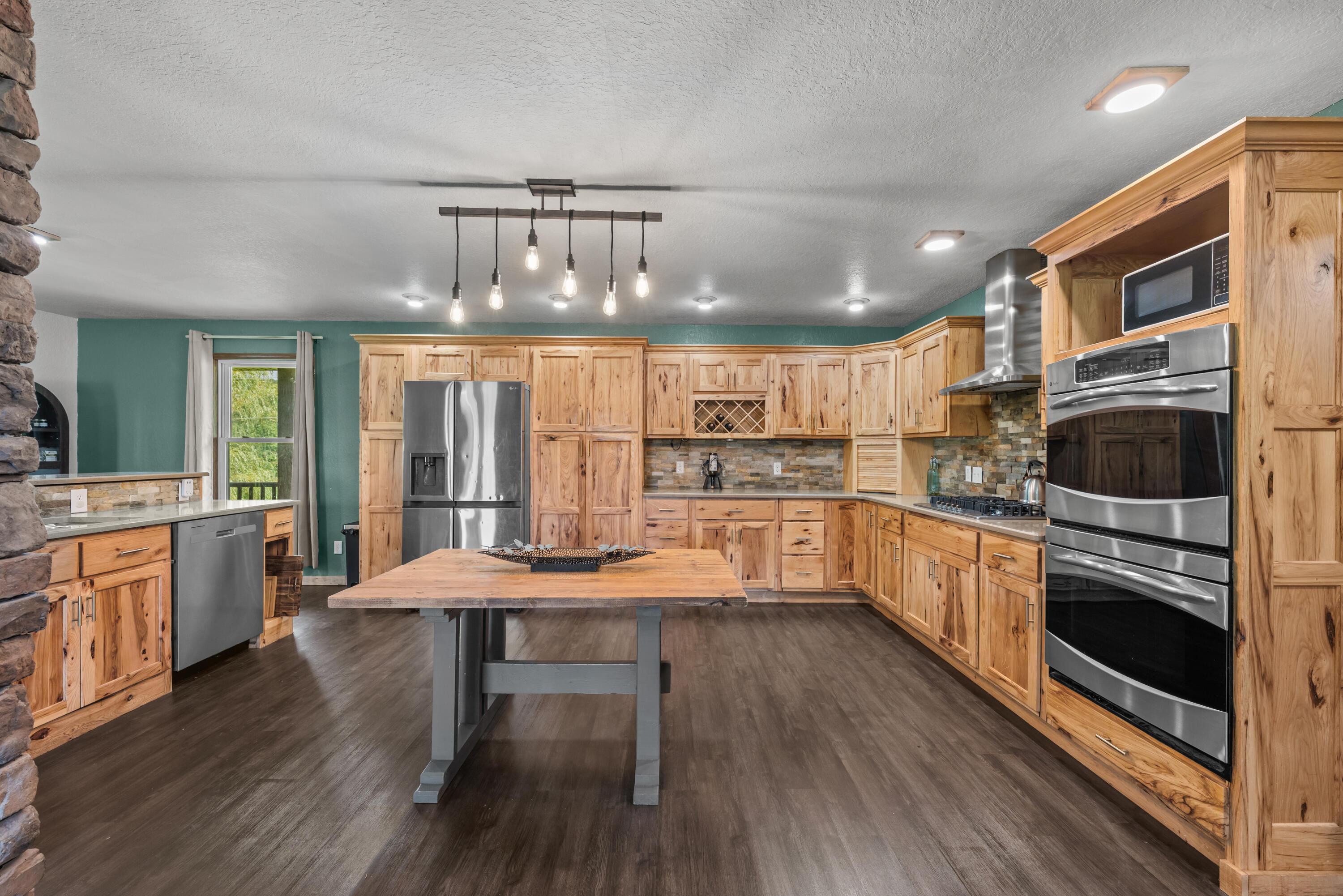 2545 Nebo Road Property Photo 15