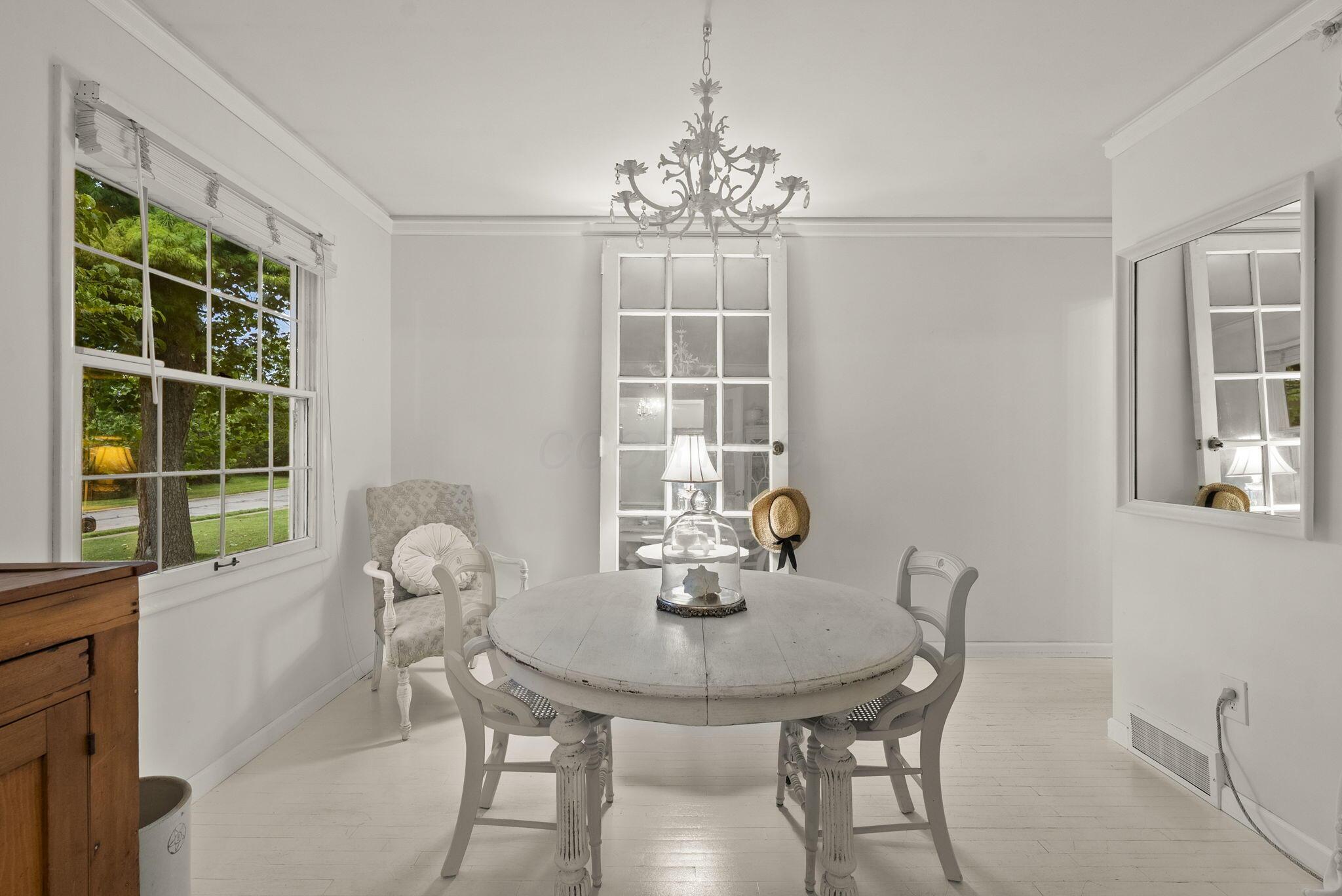 4375 Castleton Road Property Photo 10